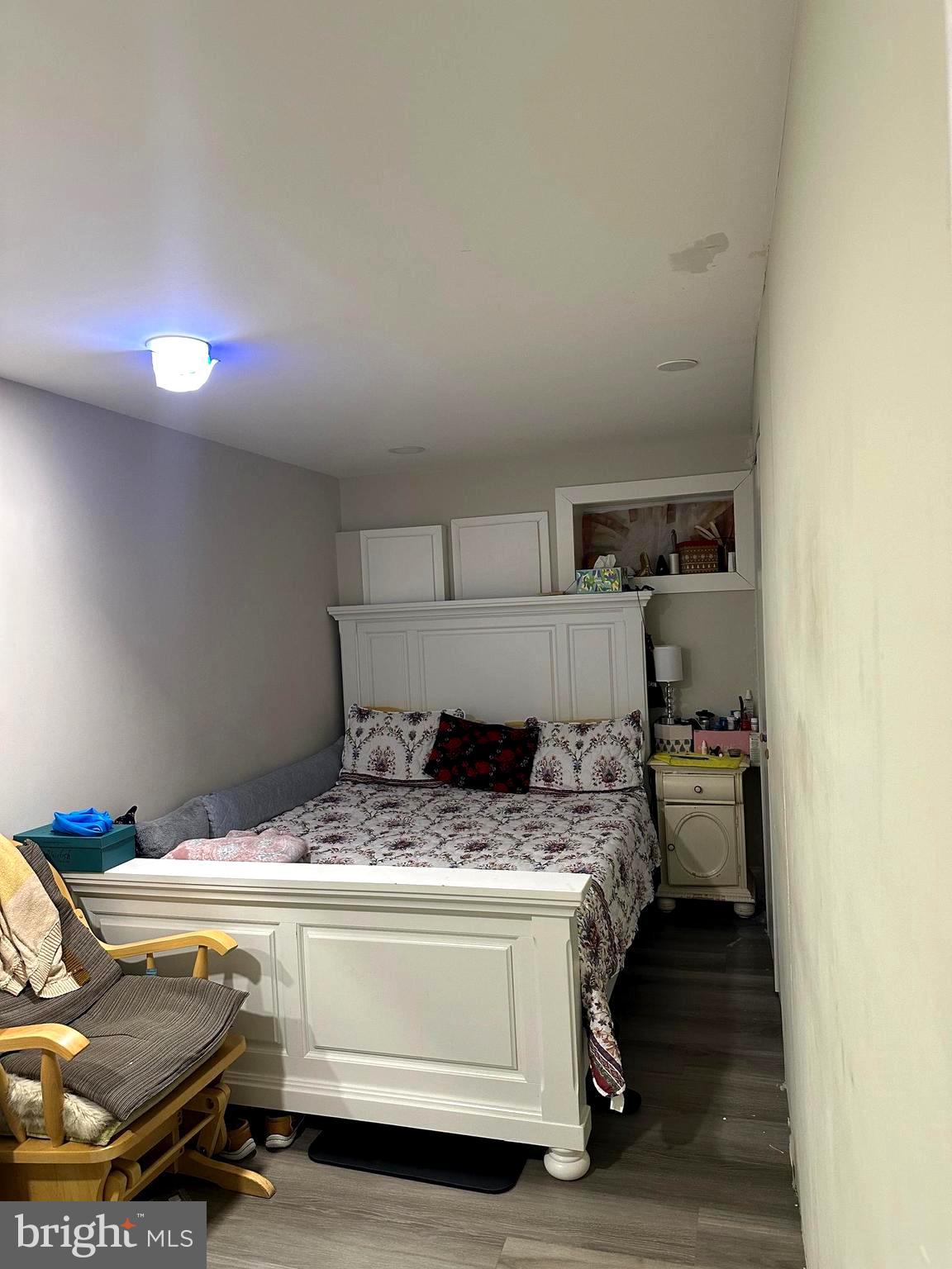 LAUREL GARDENS - Residential