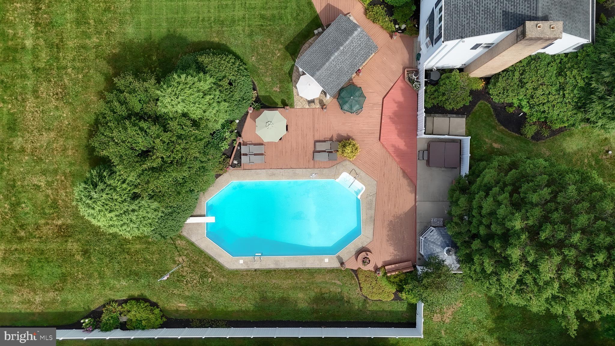 BANBURY CROSS - Residential