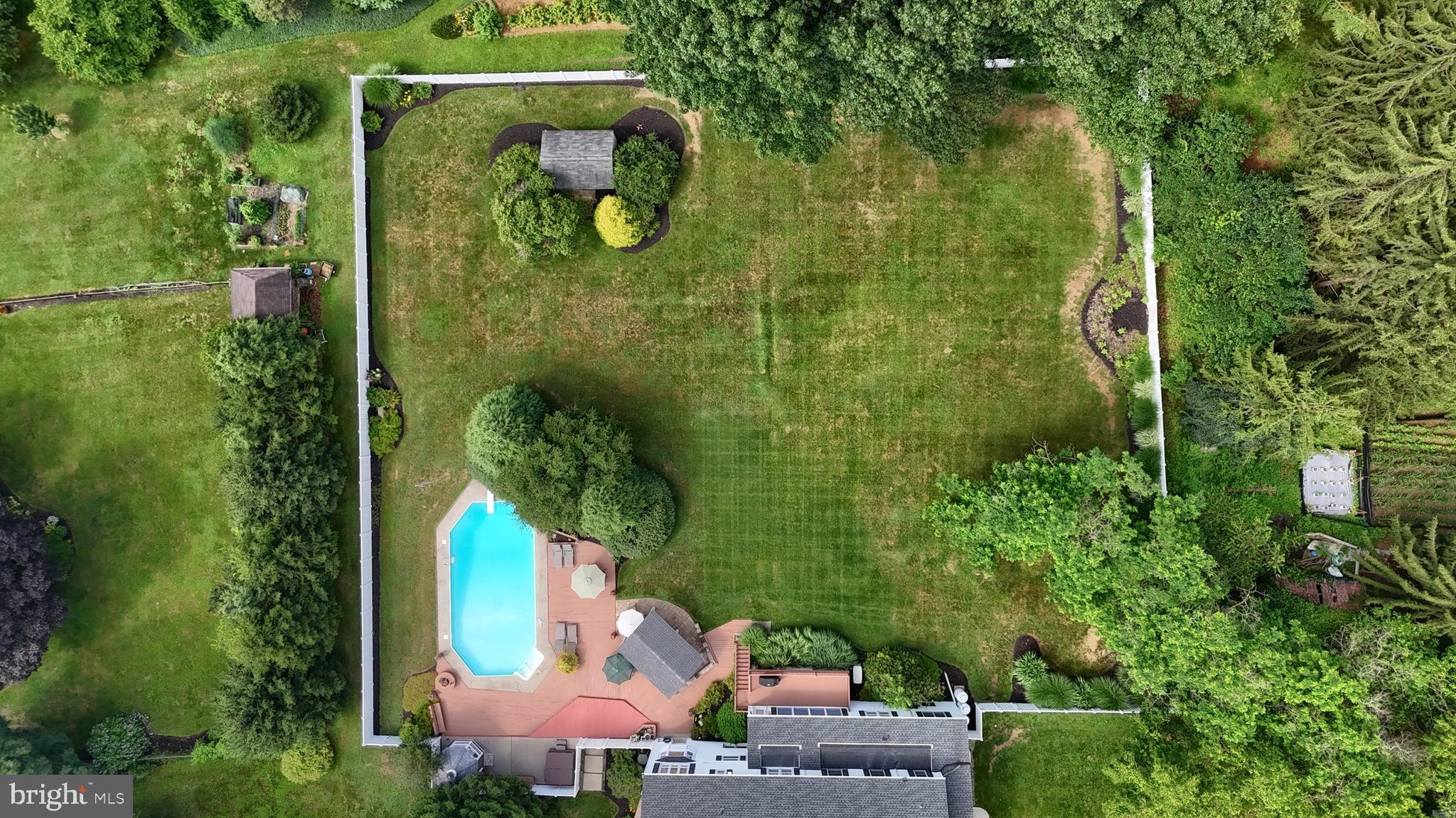 BANBURY CROSS - Residential