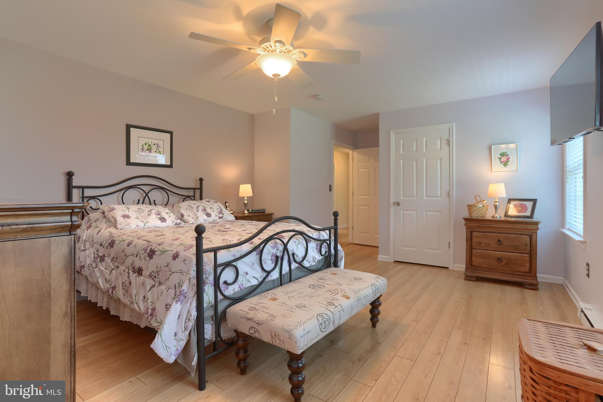 BANBURY CROSS - Residential