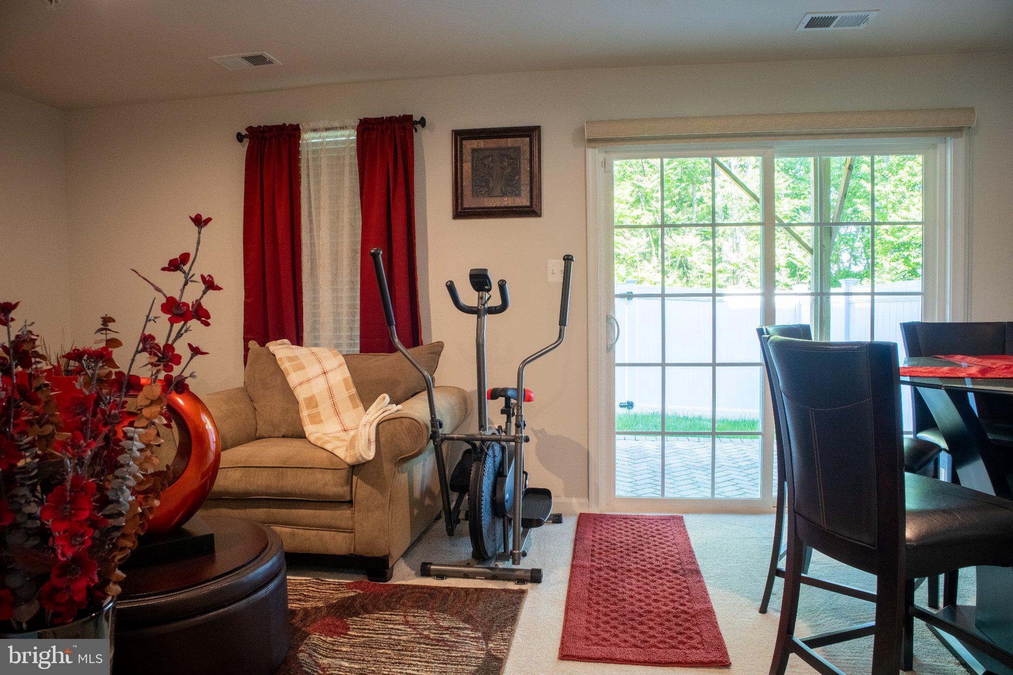 ANCHOR POINT - Residential