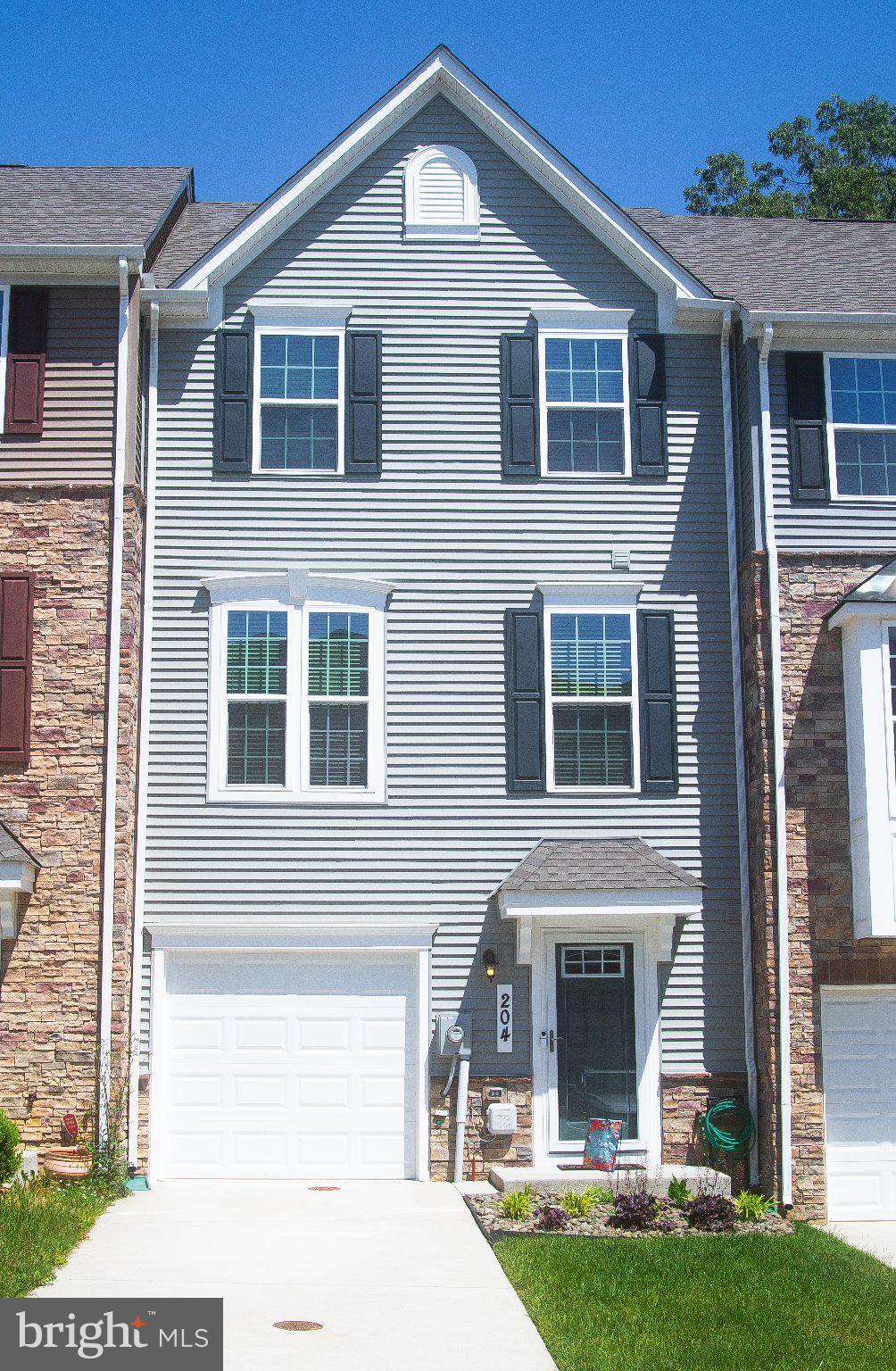 ANCHOR POINT - Residential