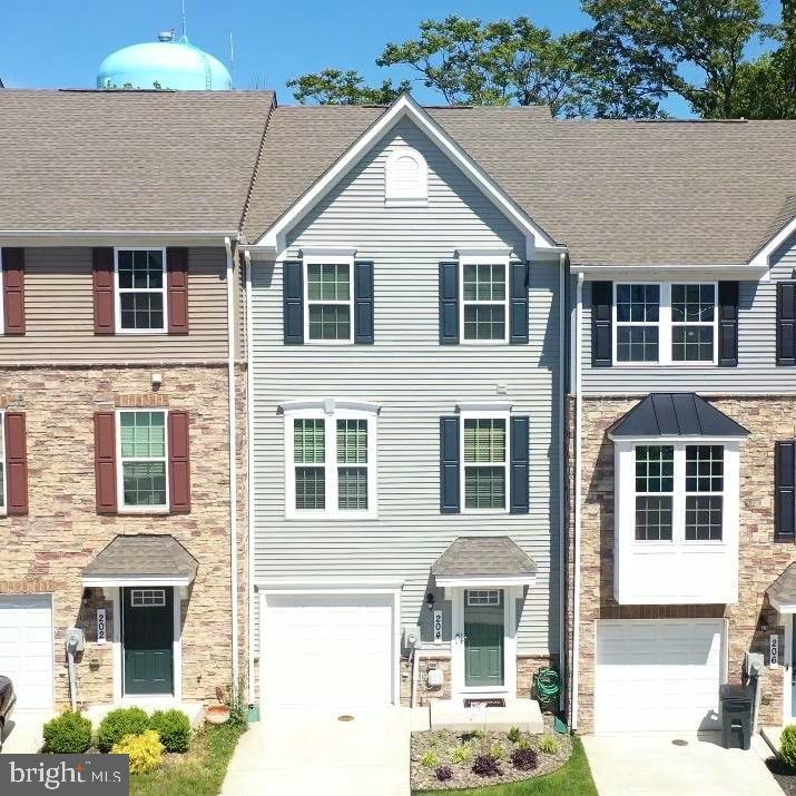 ANCHOR POINT - Residential