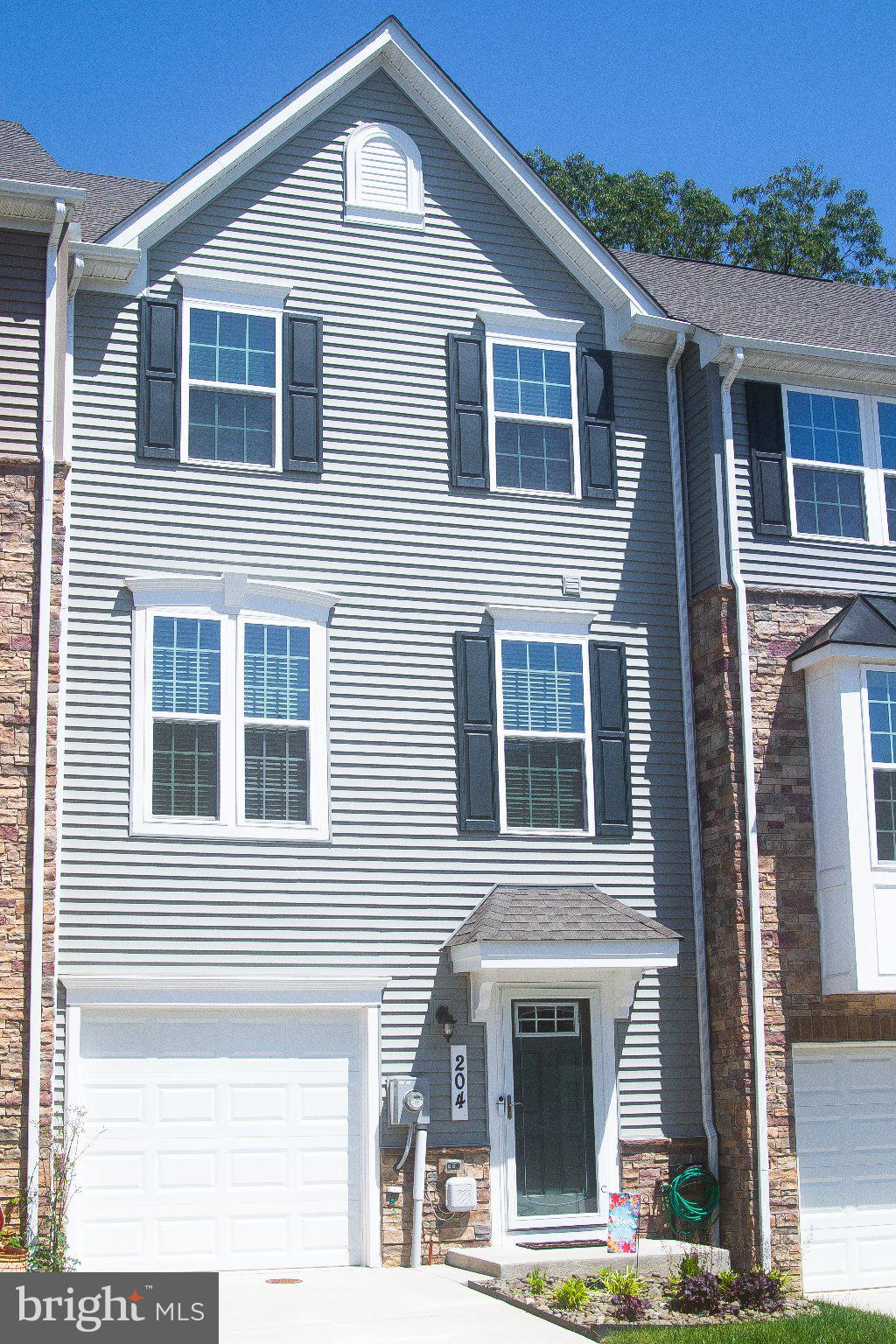 ANCHOR POINT - Residential