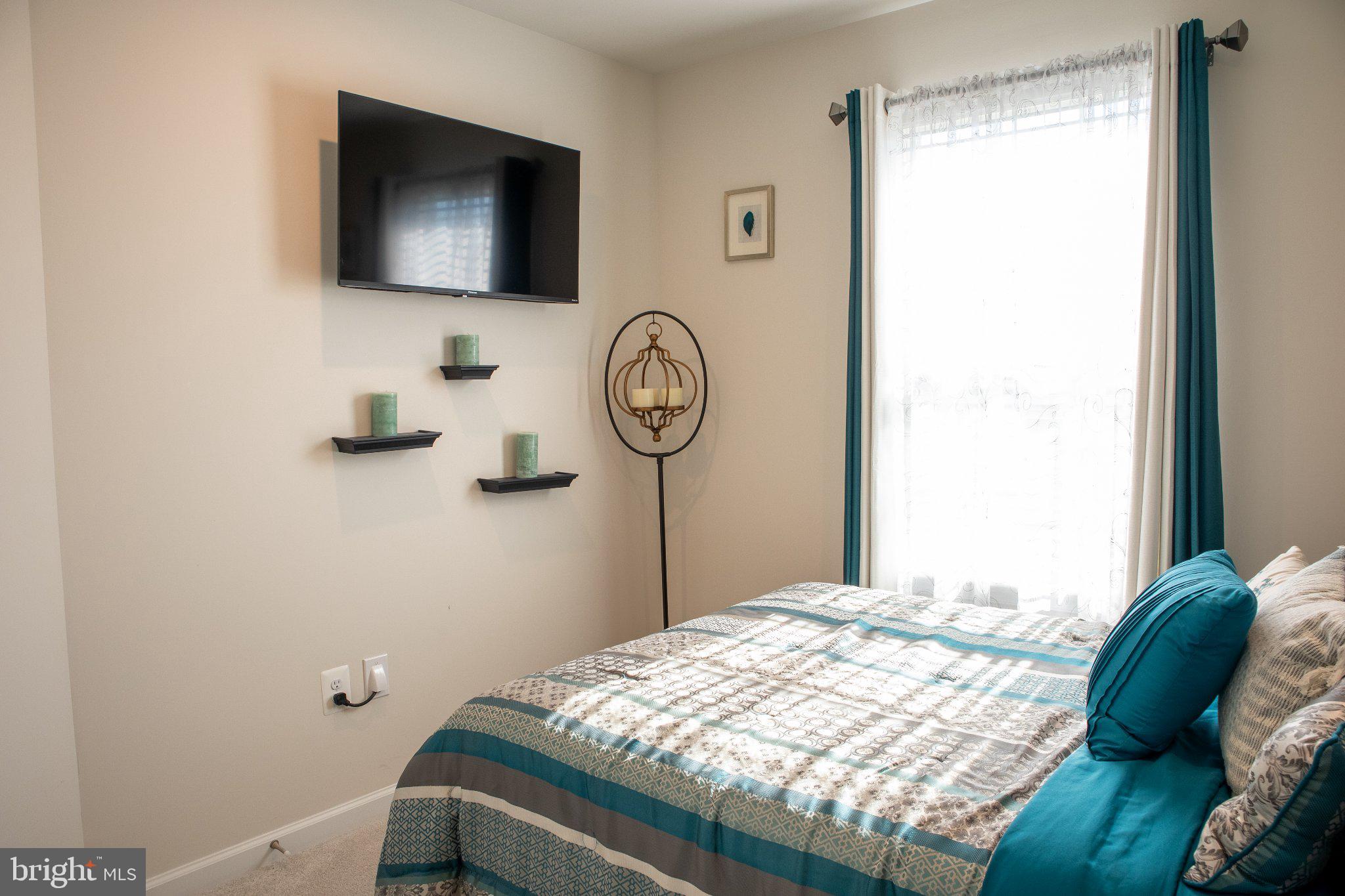 ANCHOR POINT - Residential