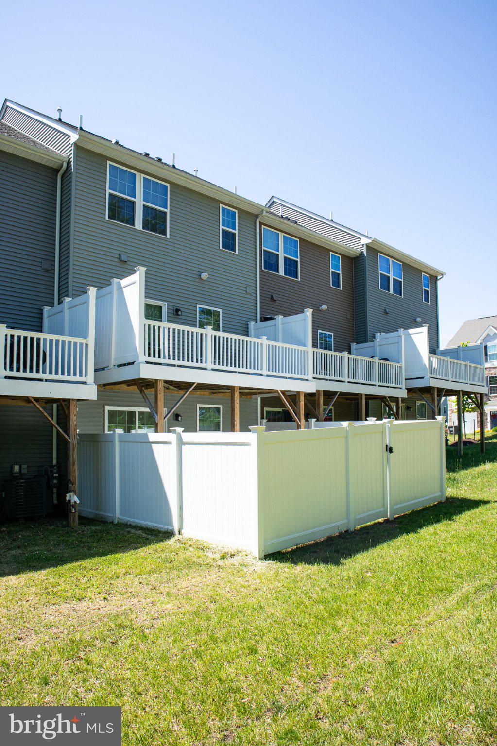 ANCHOR POINT - Residential