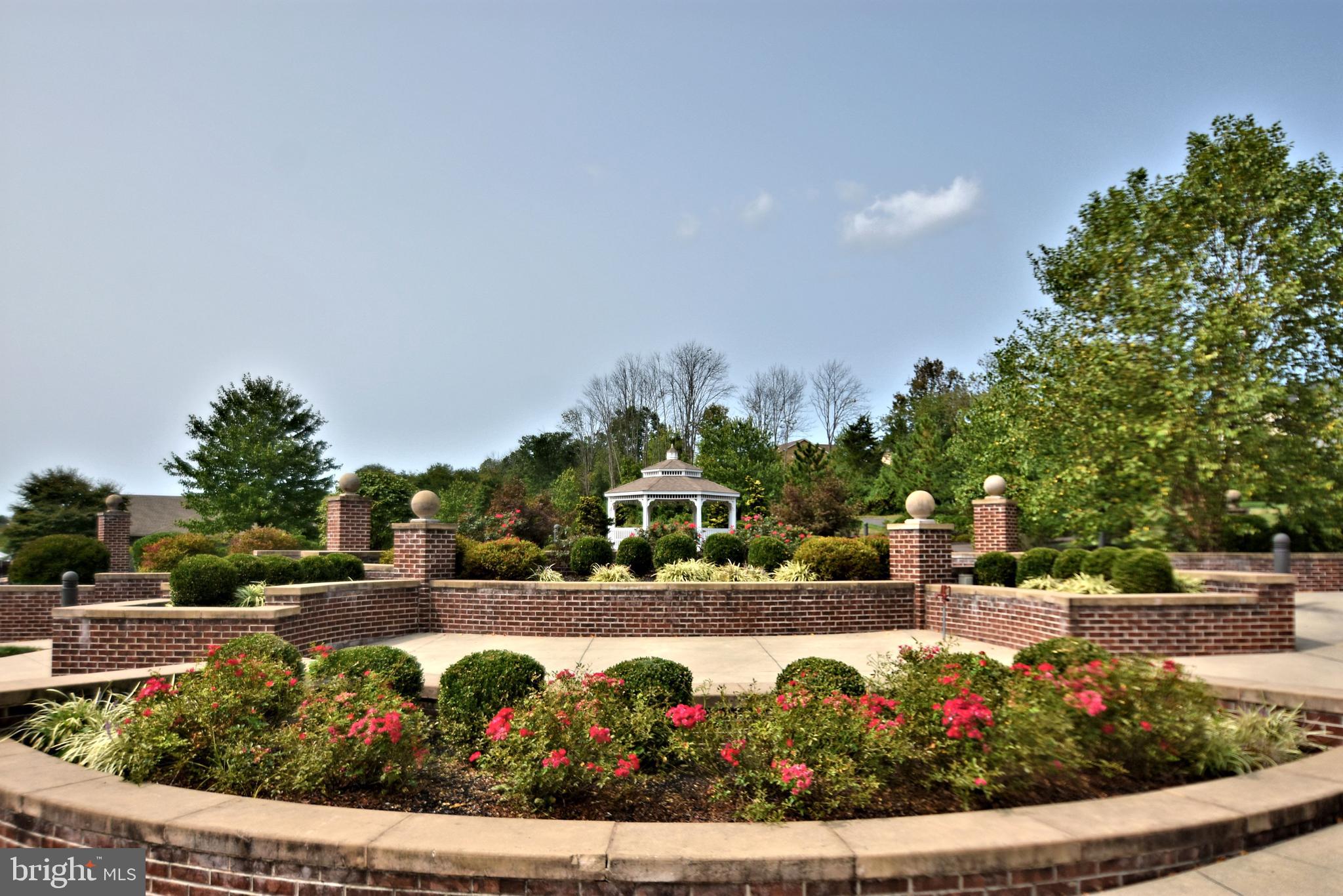 BILTMORE ESTATES - Residential Lease