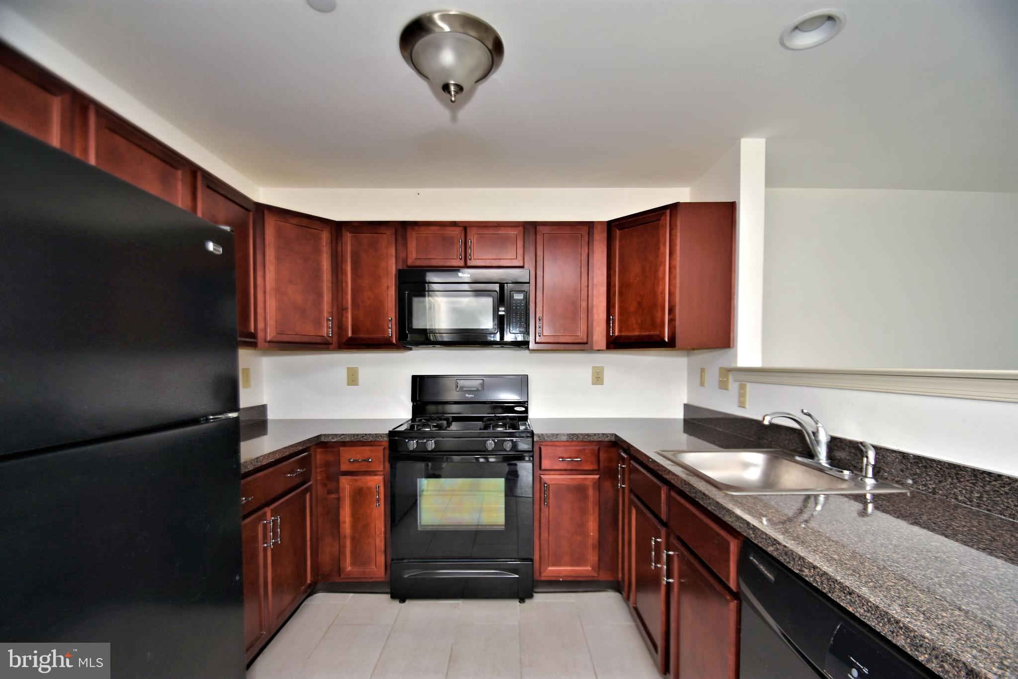 BILTMORE ESTATES - Residential Lease