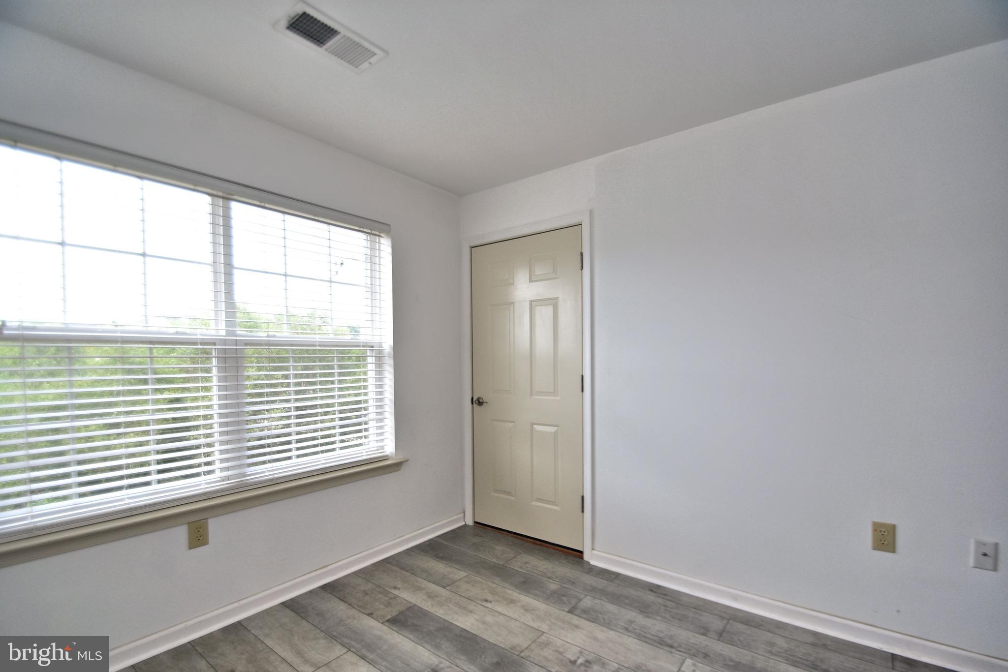 BILTMORE ESTATES - Residential Lease