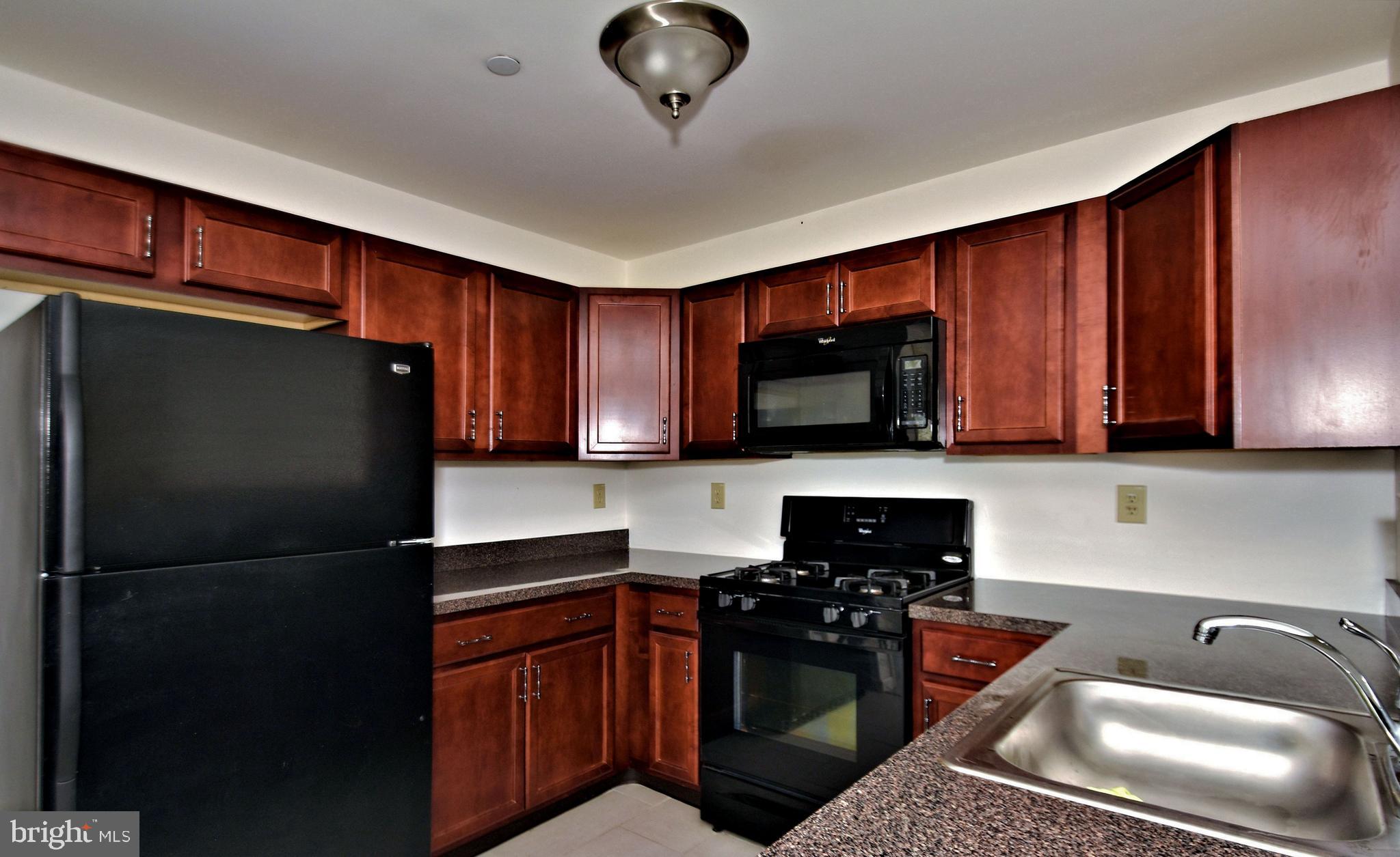 BILTMORE ESTATES - Residential Lease