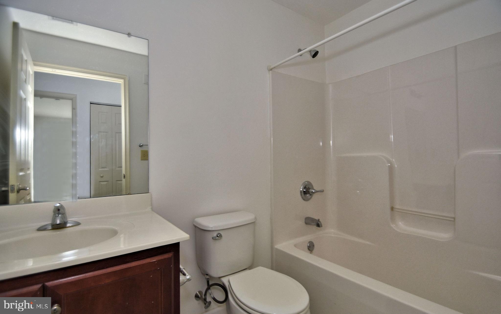 BILTMORE ESTATES - Residential Lease