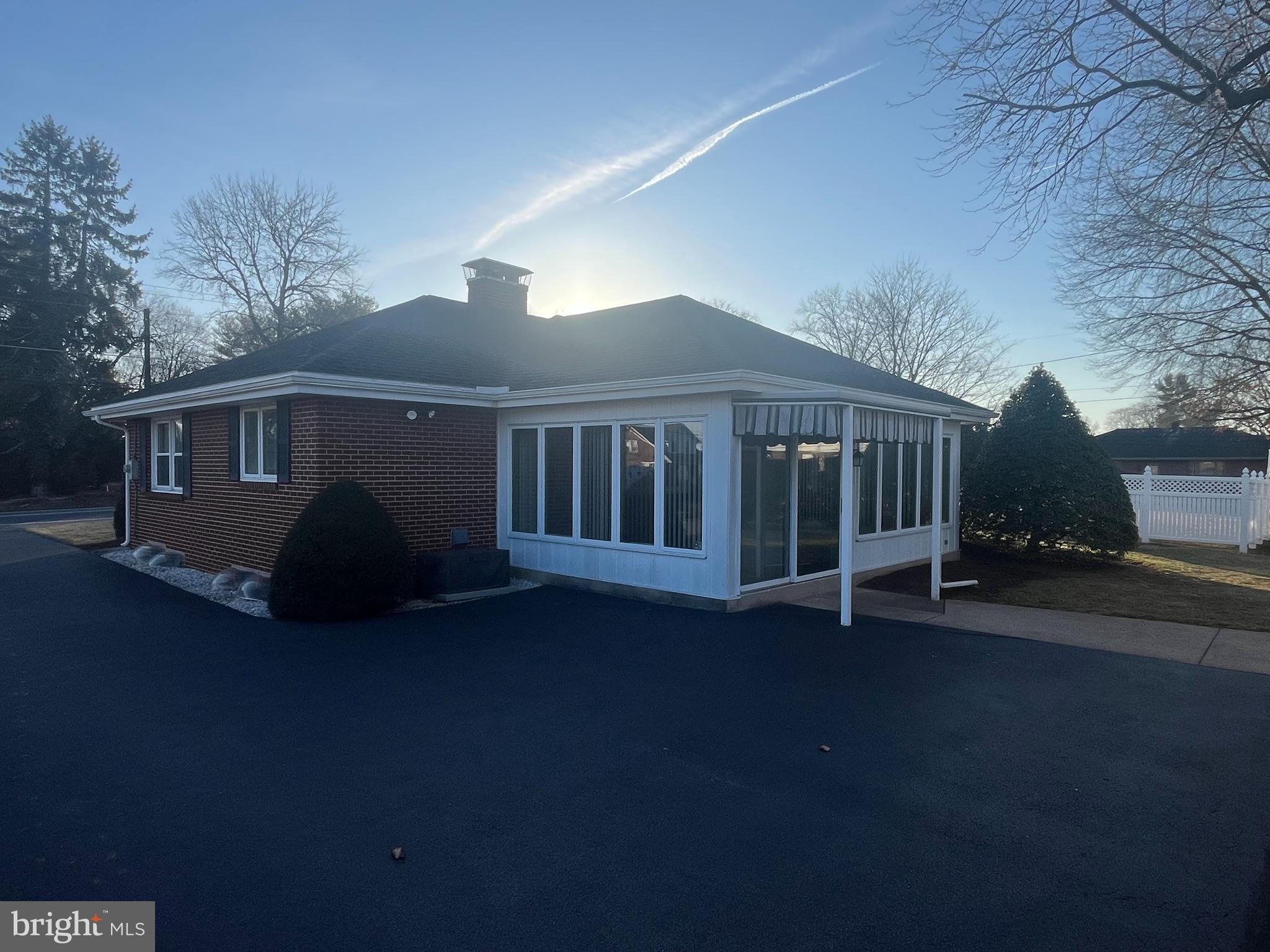 NORTH LONDONDERRY - Residential