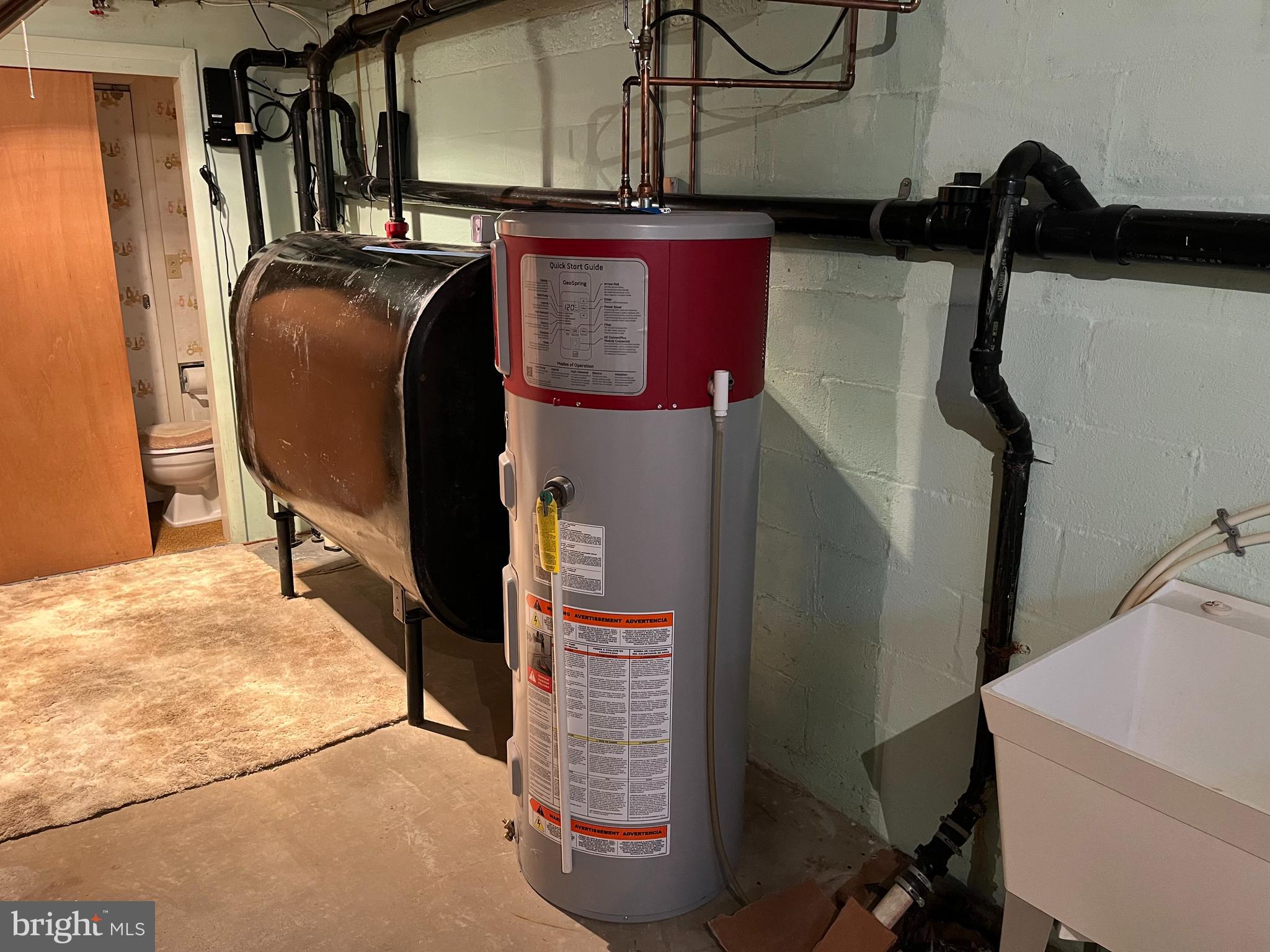 NORTH LONDONDERRY - Residential