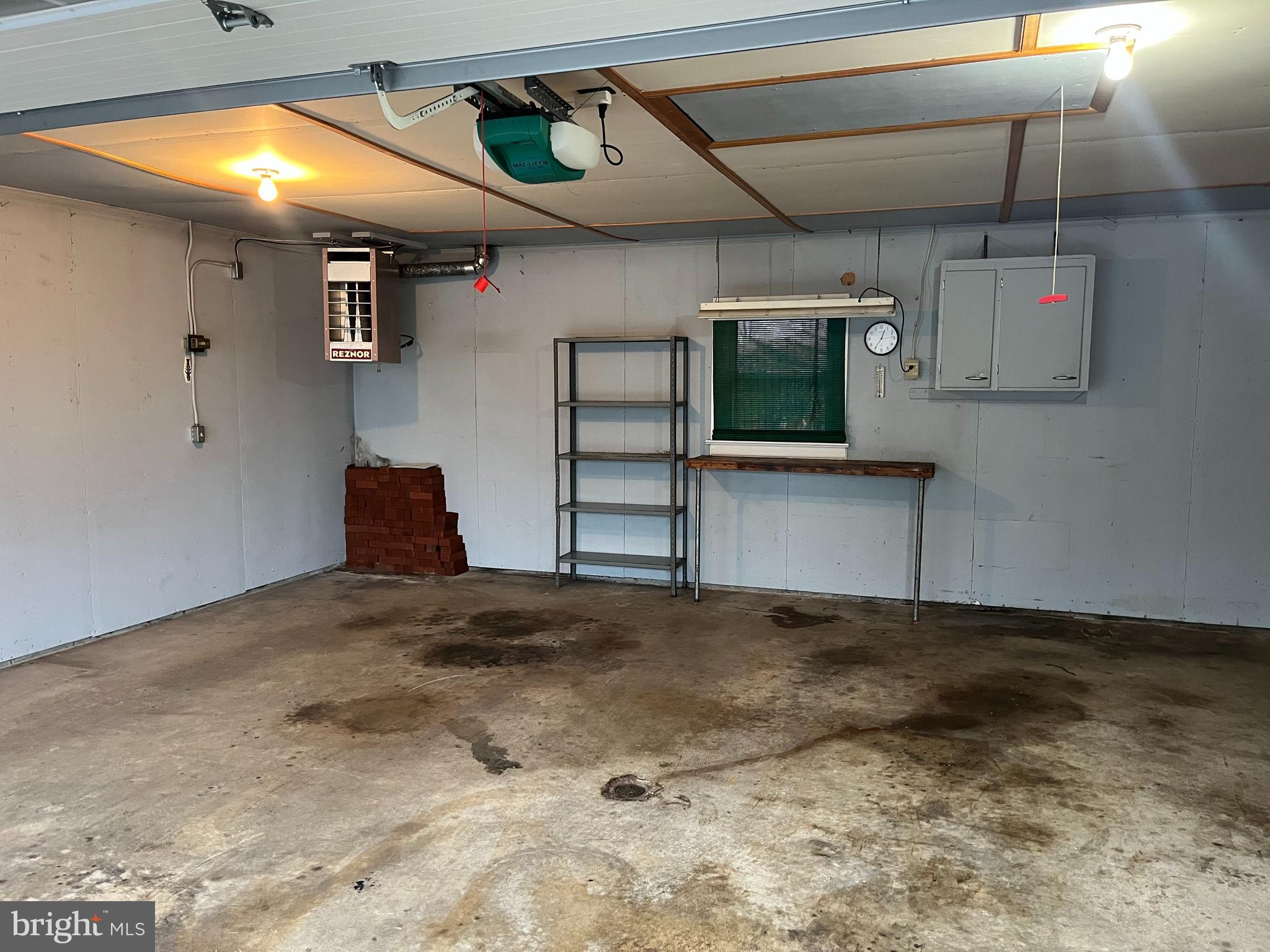 NORTH LONDONDERRY - Residential