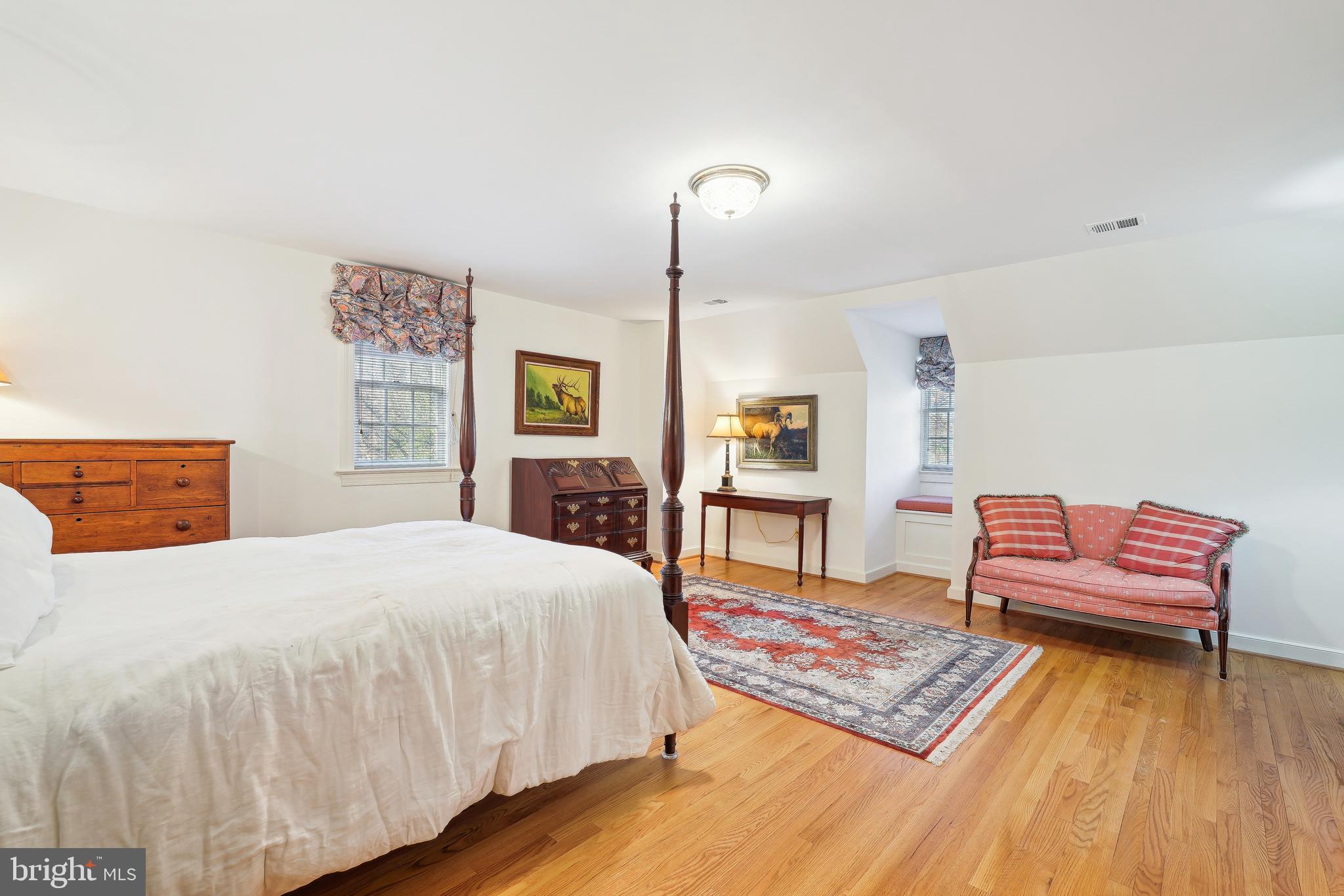 ALEXANDRIA - Residential