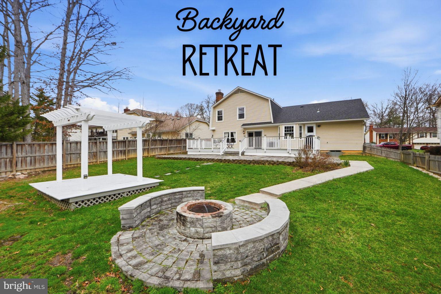 LONGWOOD KNOLLS - Residential