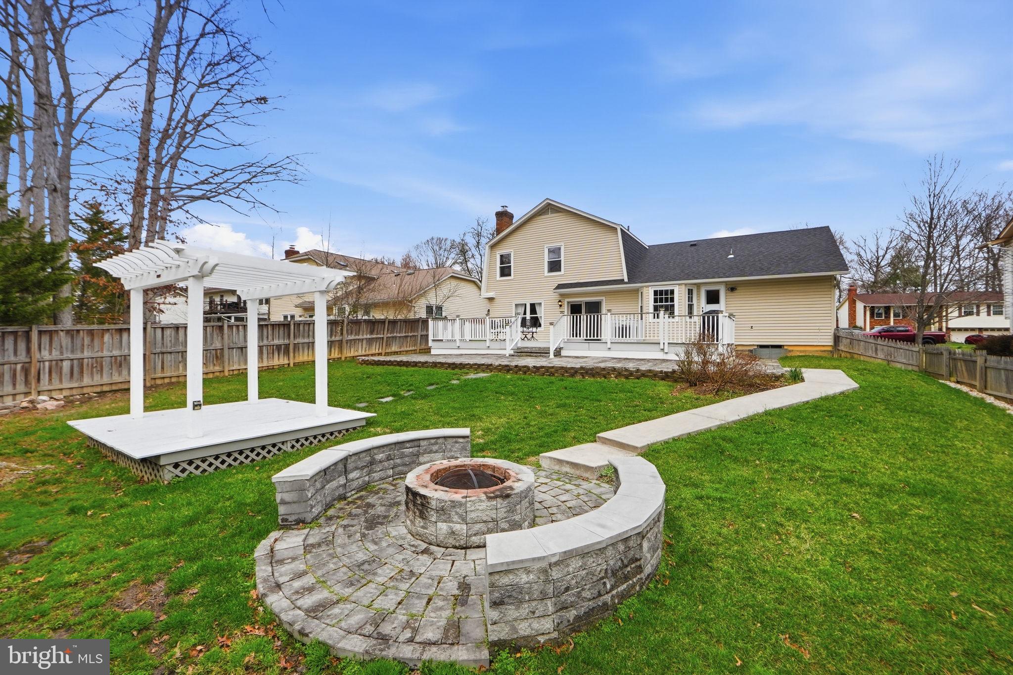 7316 LIGHTSHIP COURT