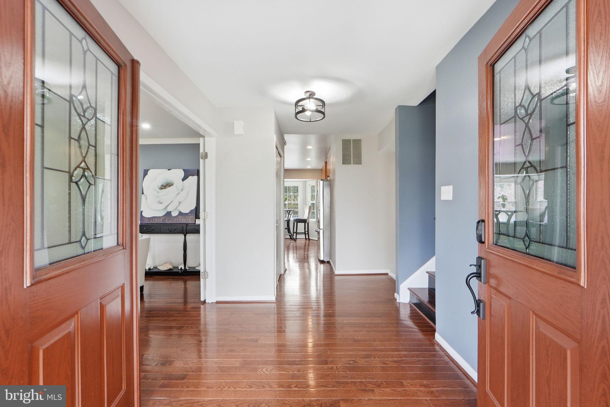 LONGWOOD KNOLLS - Residential