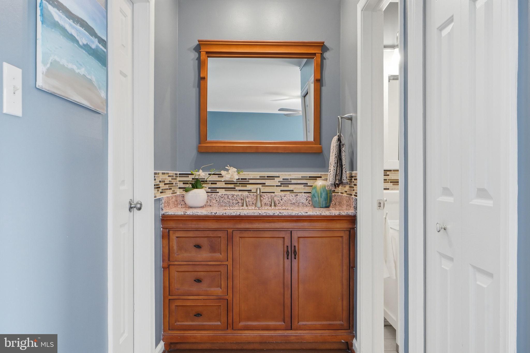 LONGWOOD KNOLLS - Residential