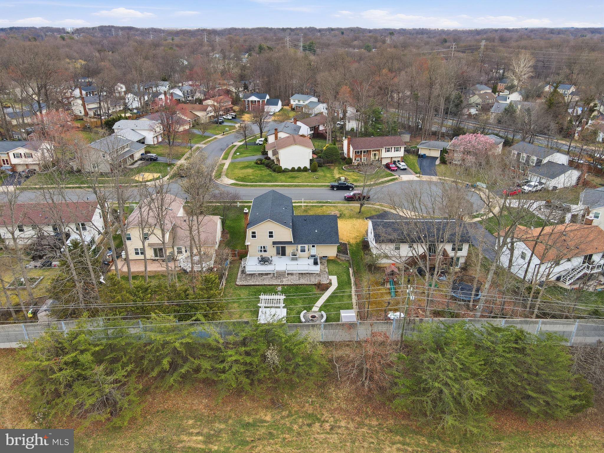 LONGWOOD KNOLLS - Residential