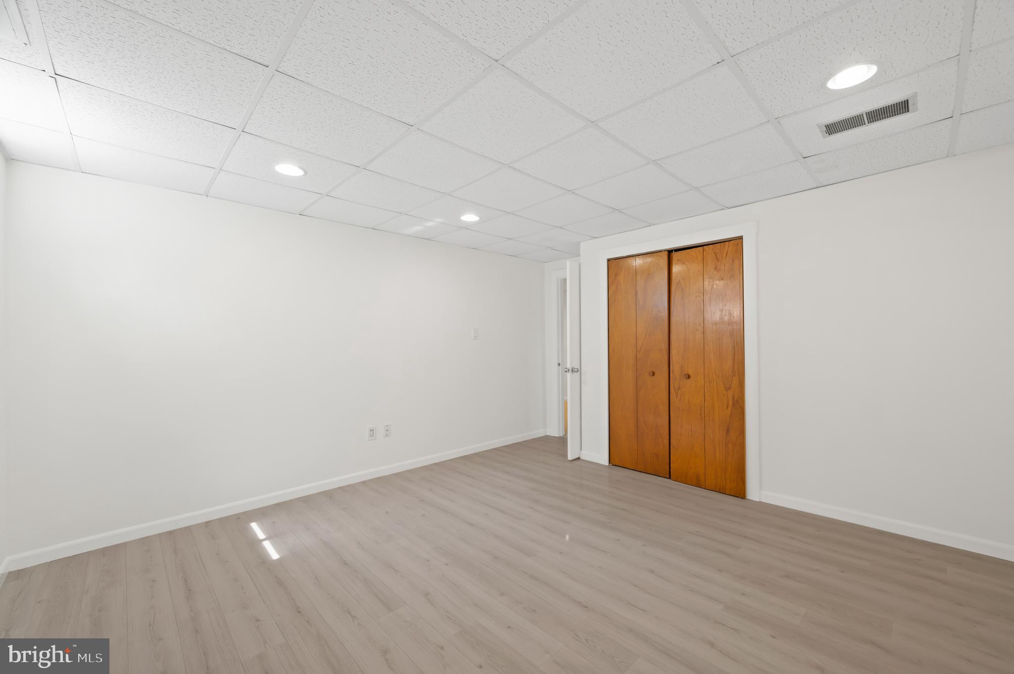 POTOMAC RIDGE - Residential Lease