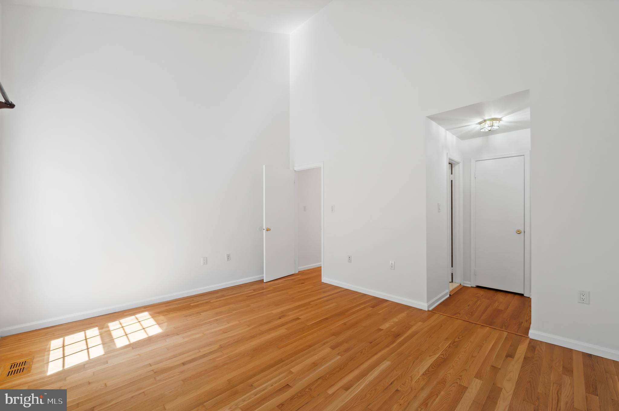 POTOMAC RIDGE - Residential Lease