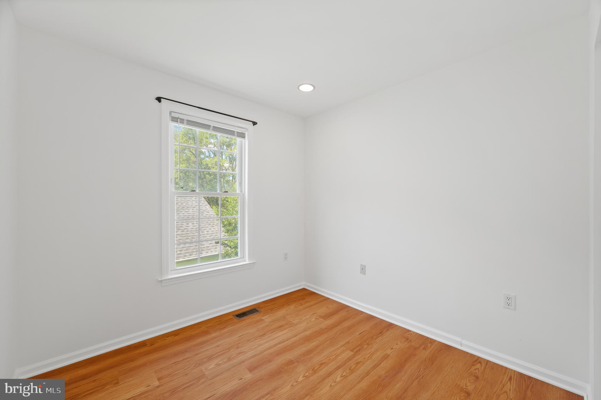 POTOMAC RIDGE - Residential Lease