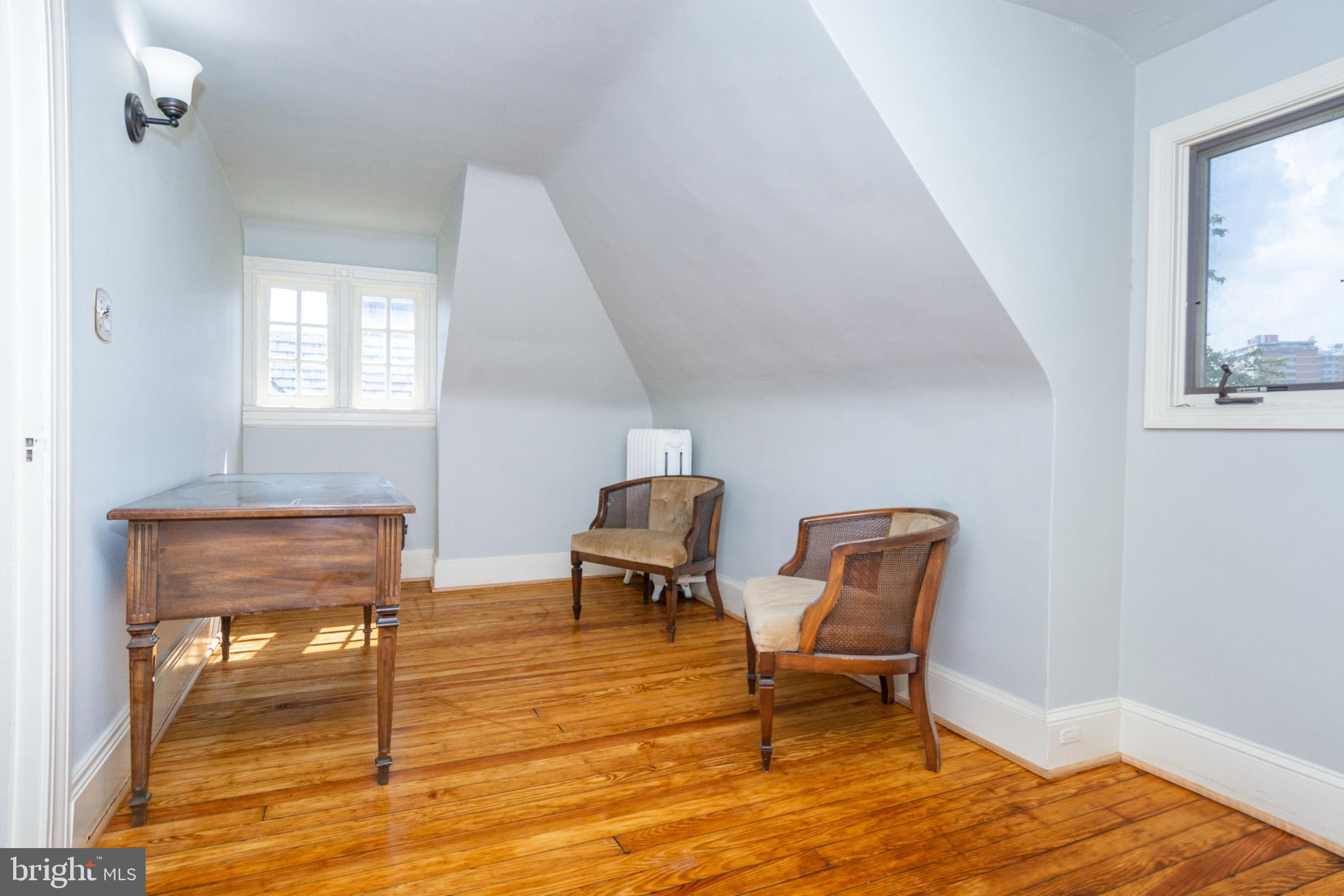 OAKENSHAWE - Residential