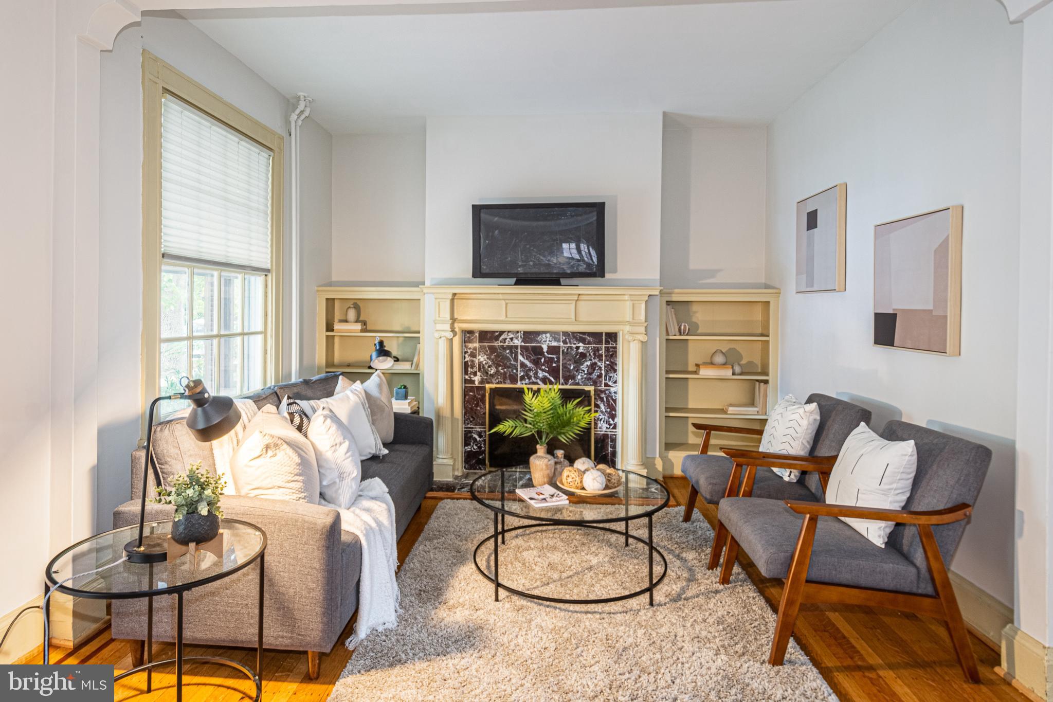 OAKENSHAWE - Residential