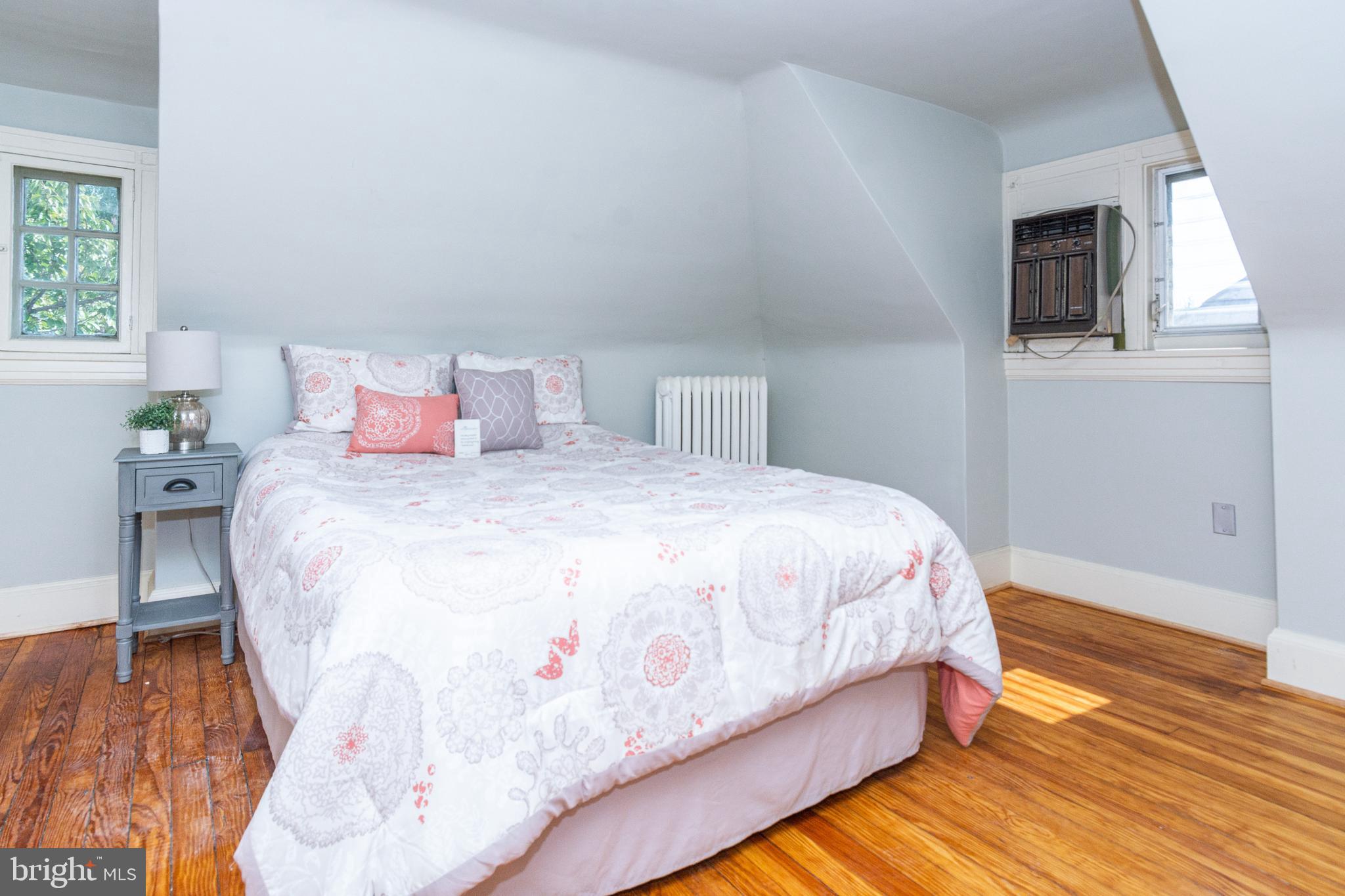 OAKENSHAWE - Residential