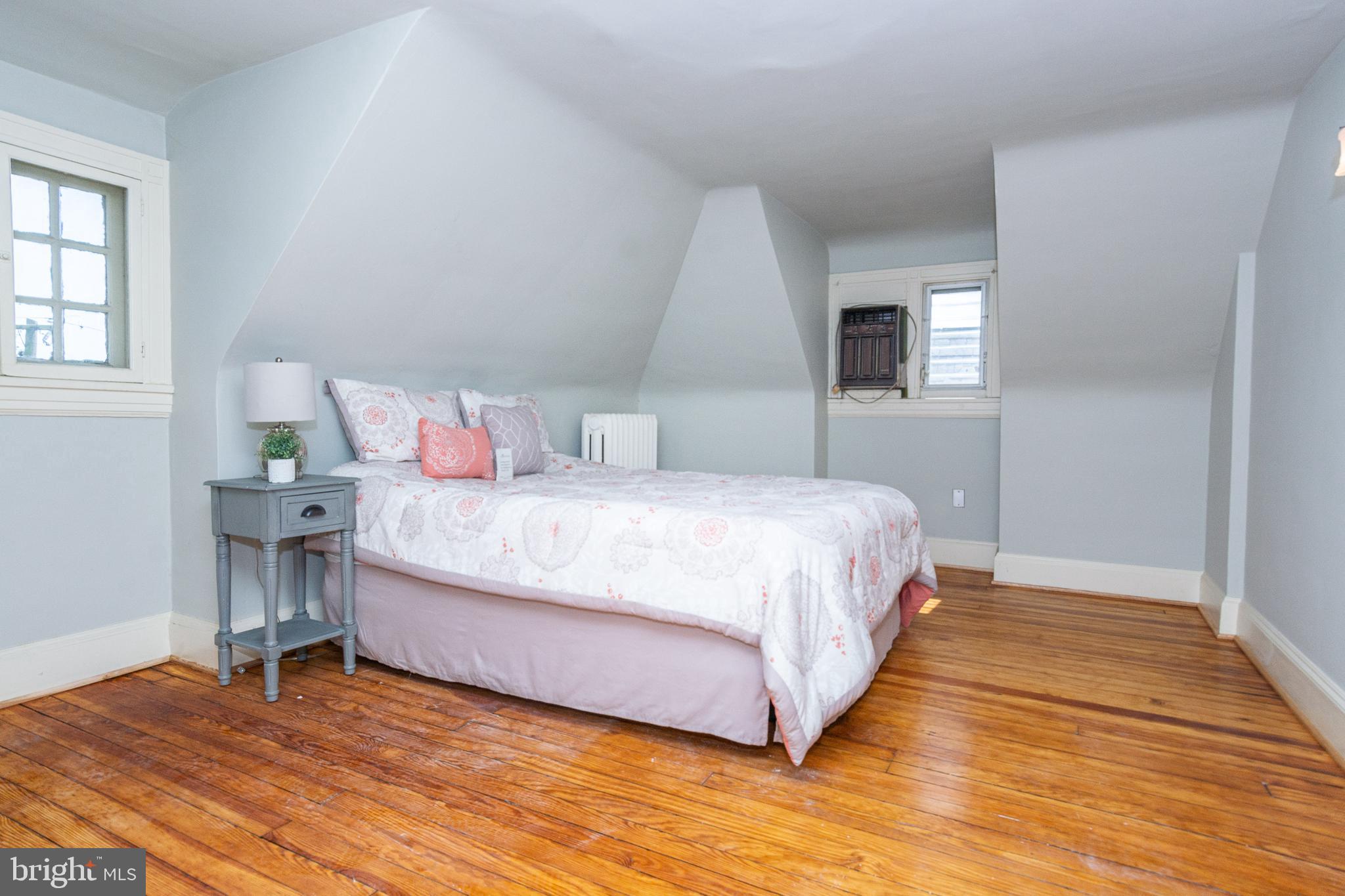 OAKENSHAWE - Residential