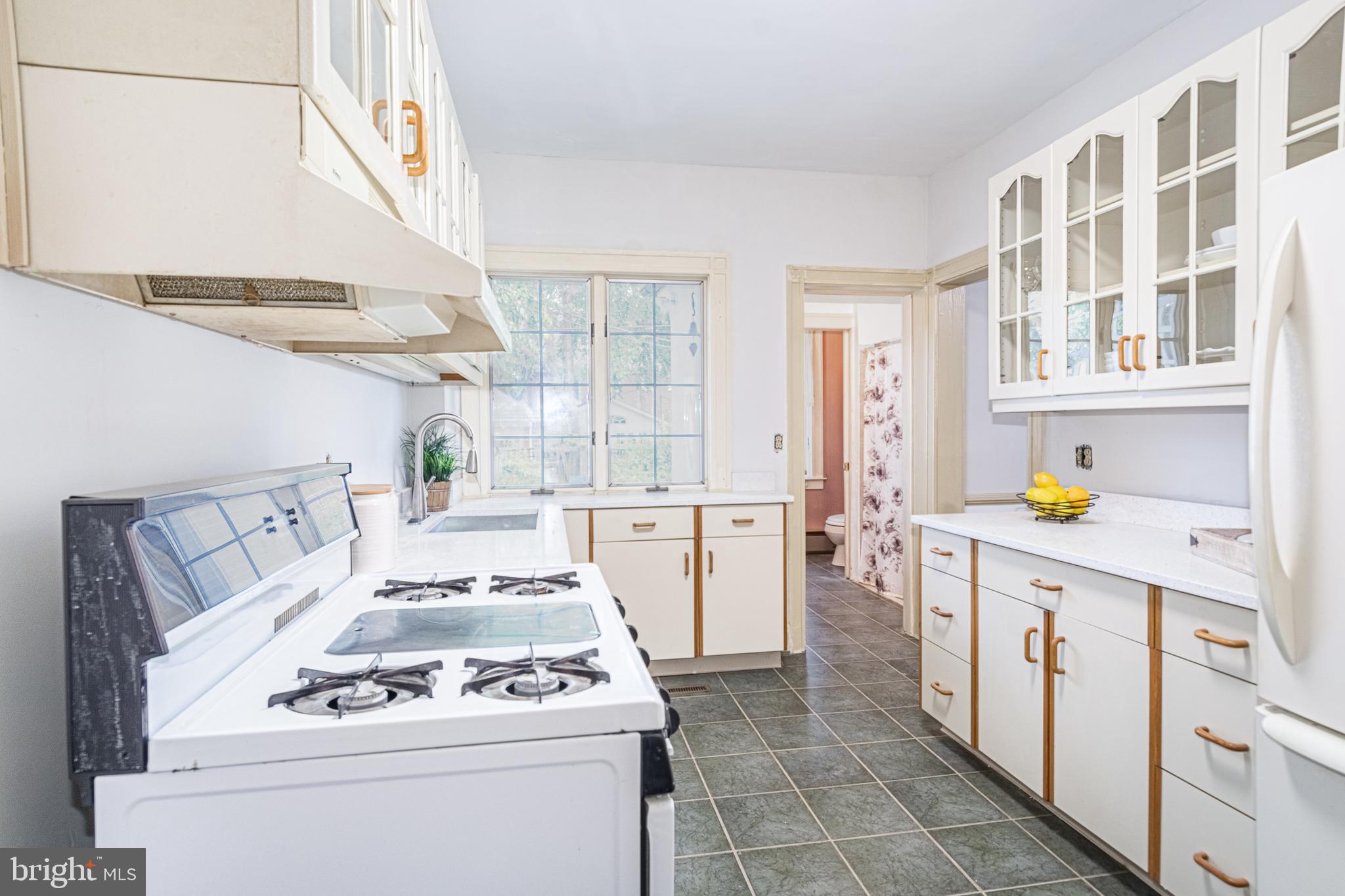 OAKENSHAWE - Residential