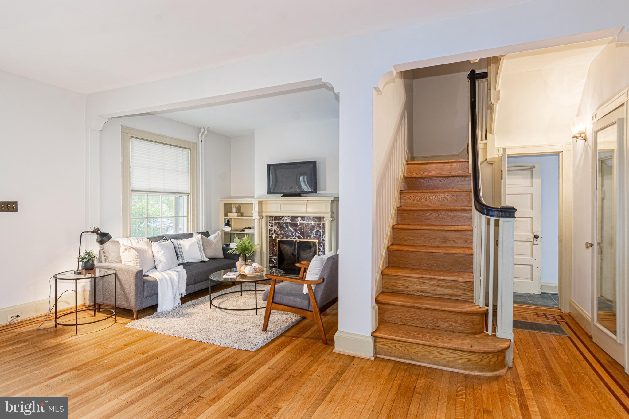 OAKENSHAWE - Residential