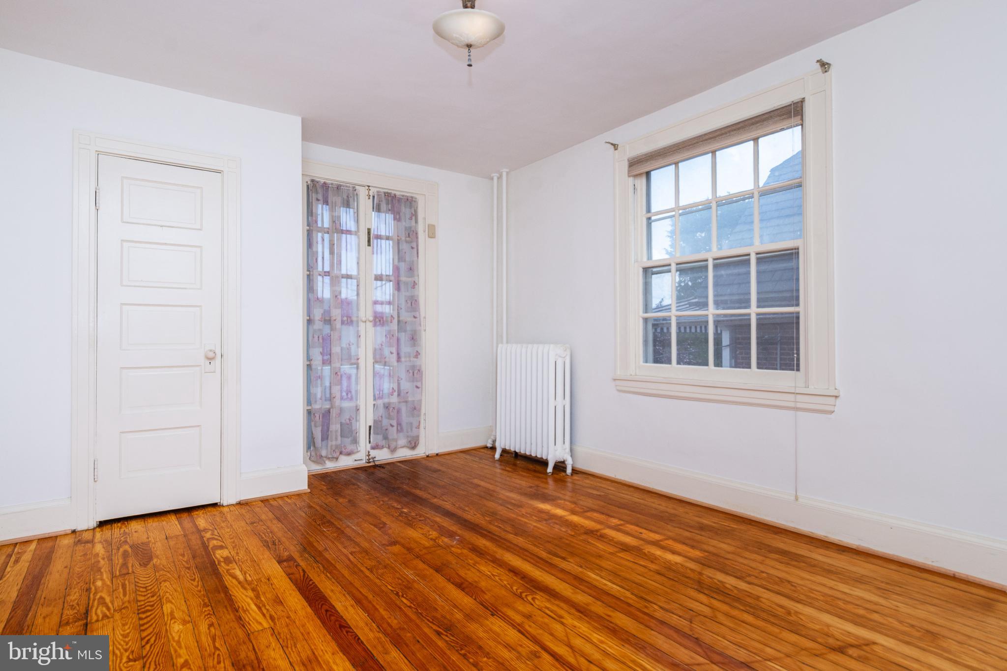 OAKENSHAWE - Residential