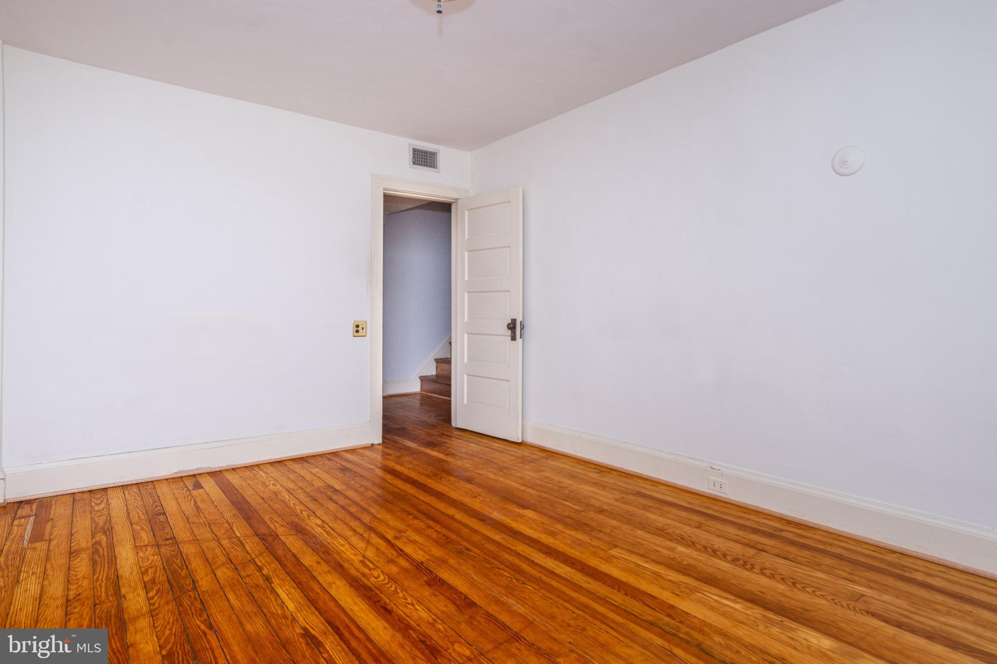 OAKENSHAWE - Residential