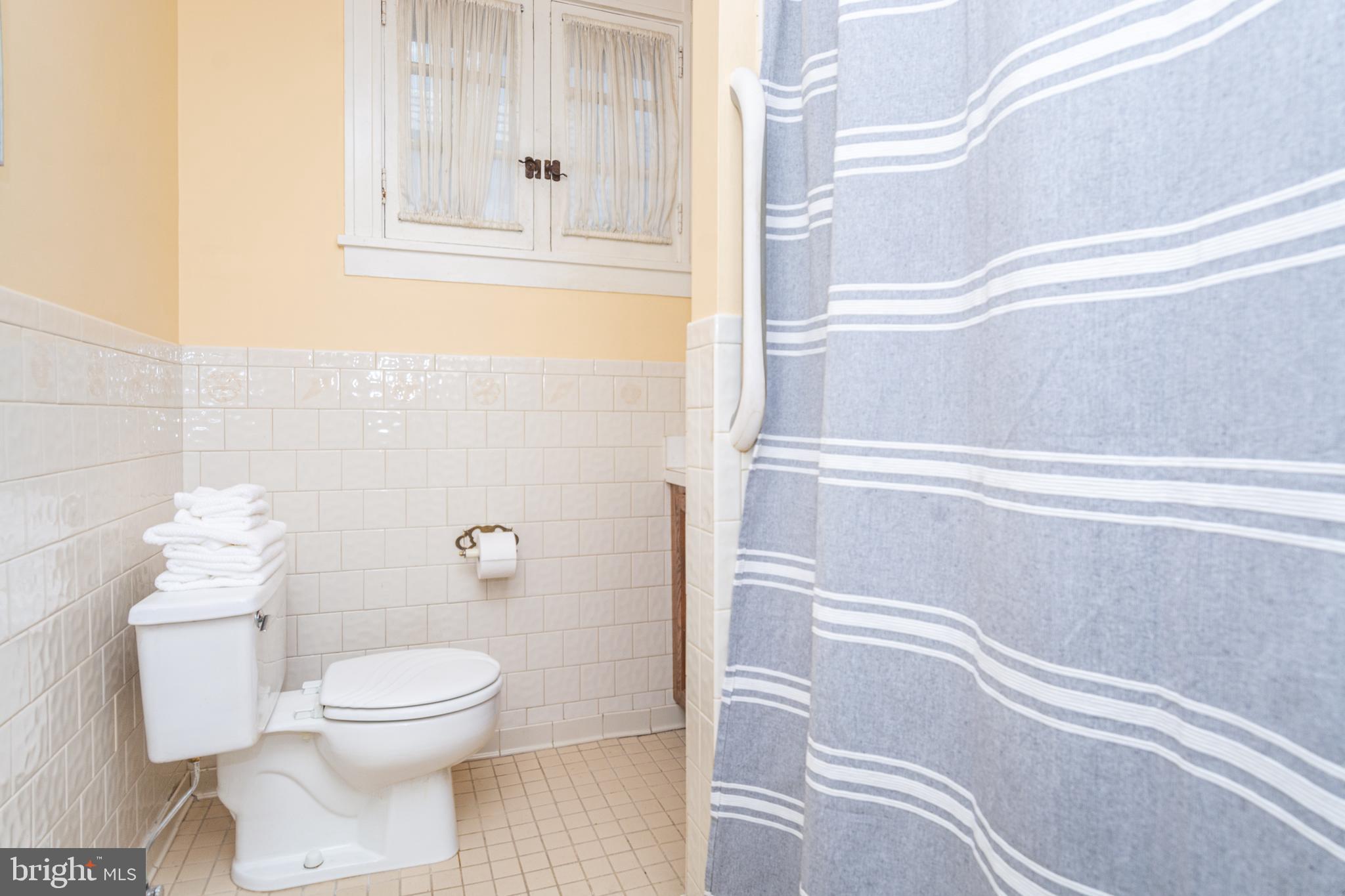 OAKENSHAWE - Residential