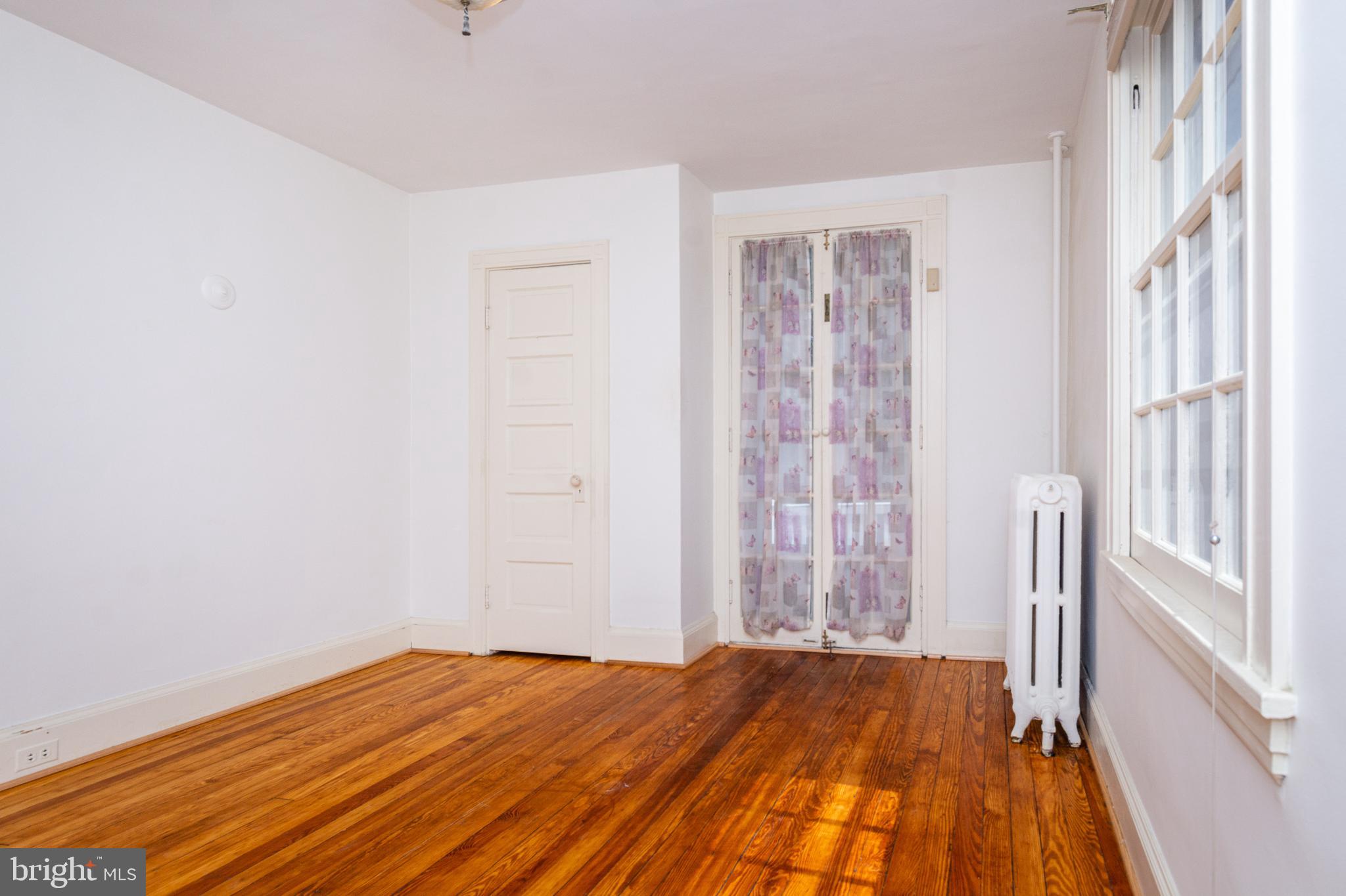 OAKENSHAWE - Residential