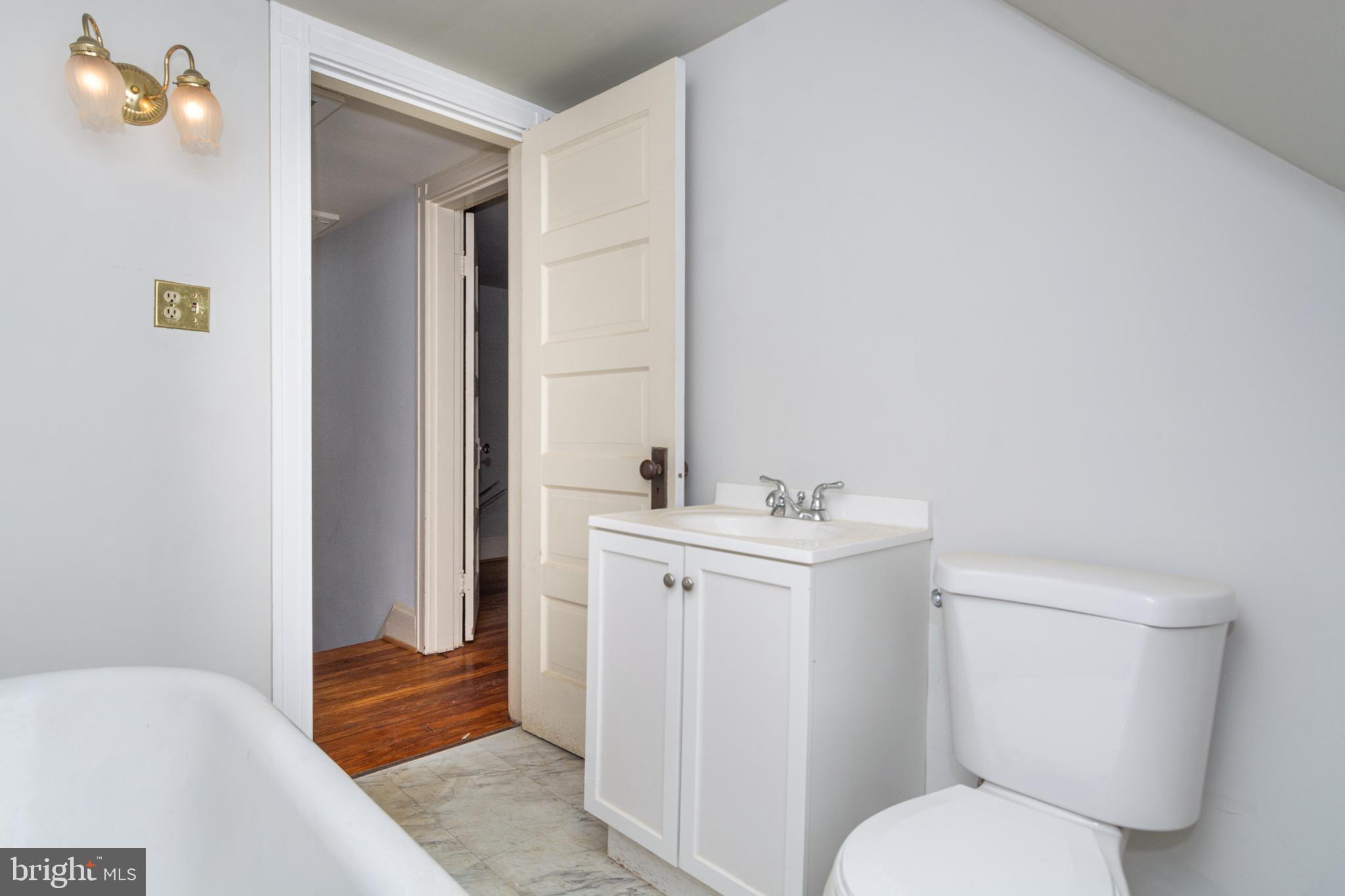 OAKENSHAWE - Residential