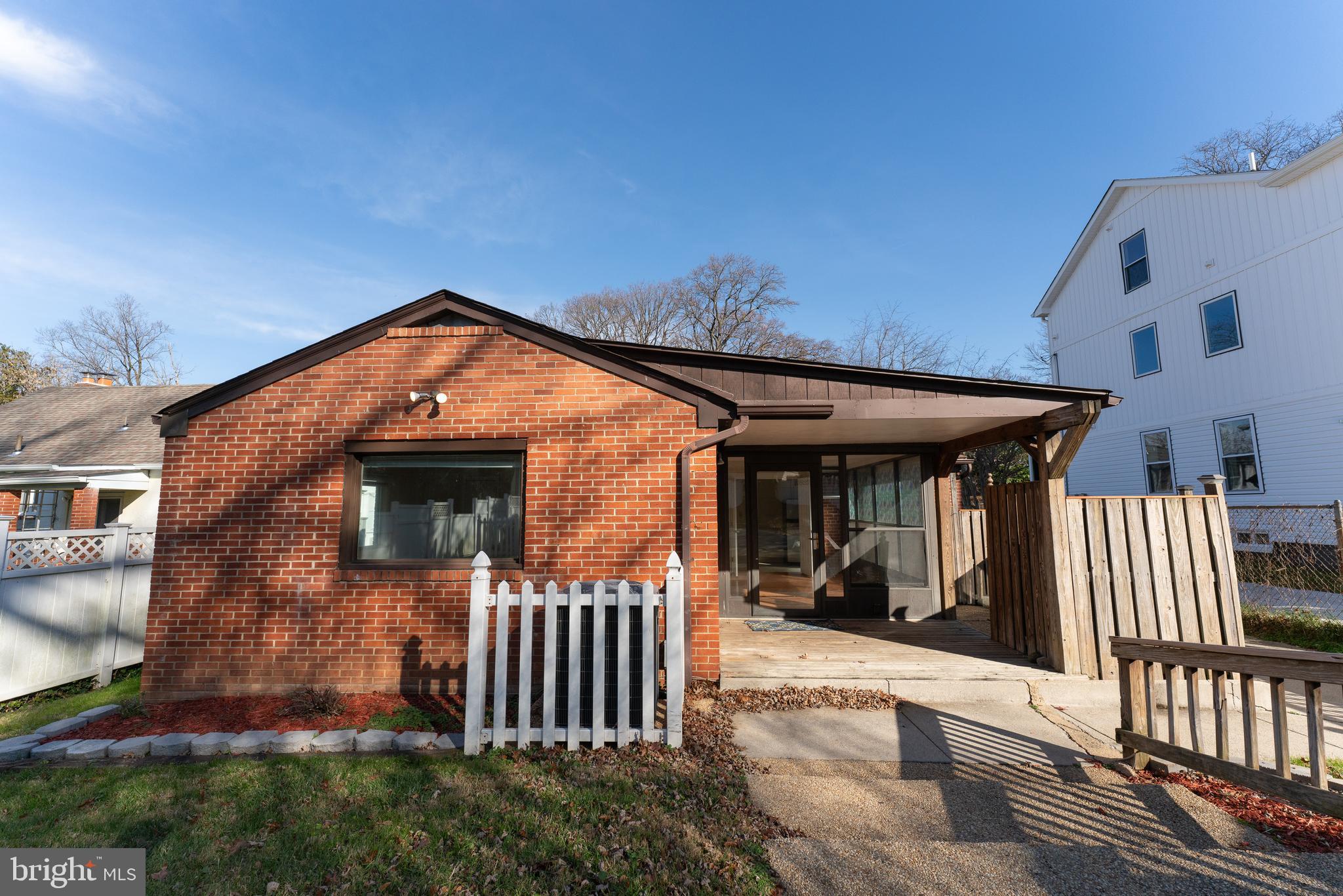 ROCKWOOD - Residential