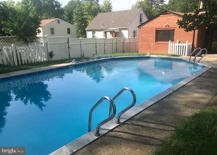 ROCKWOOD - Residential