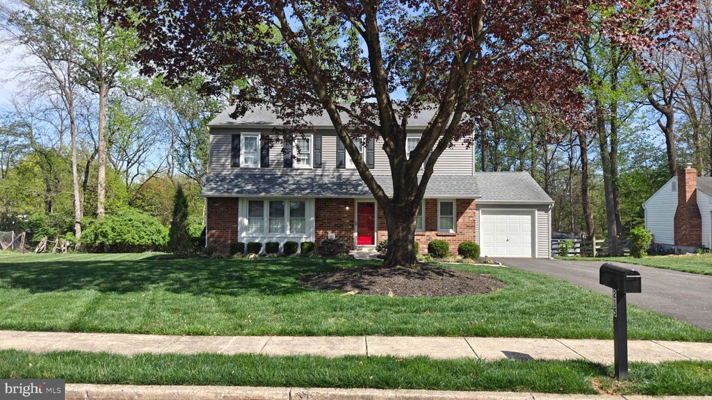 Photo of 215 Elton Circle, WEST CHESTER, PA 19382 (MLS # PACT2126168)