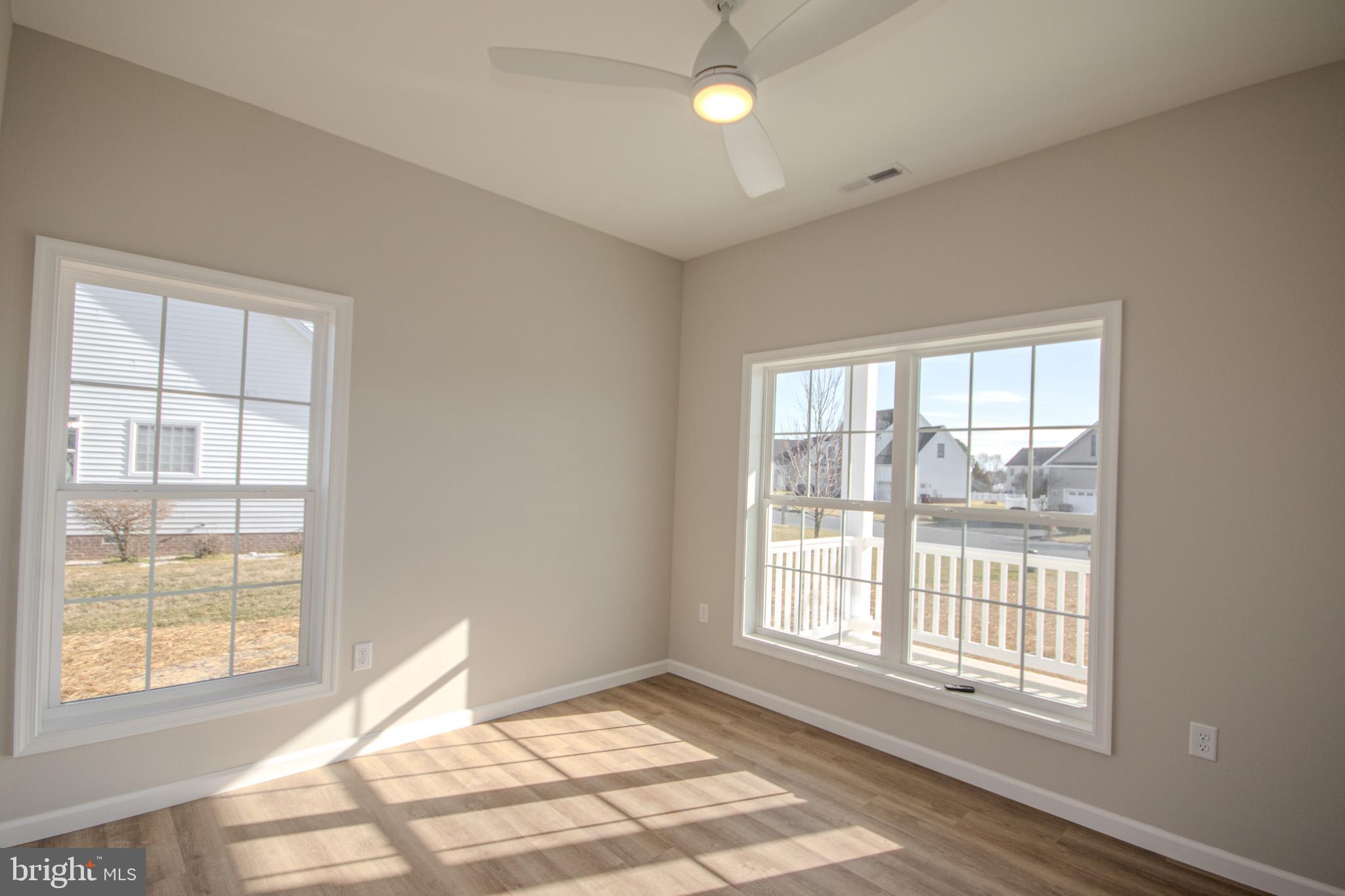 EAST FIELD - Residential