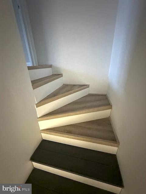 EAST FIELD - Residential