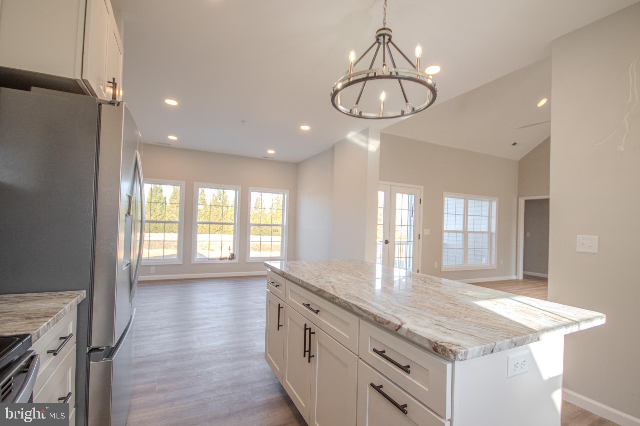 EAST FIELD - Residential