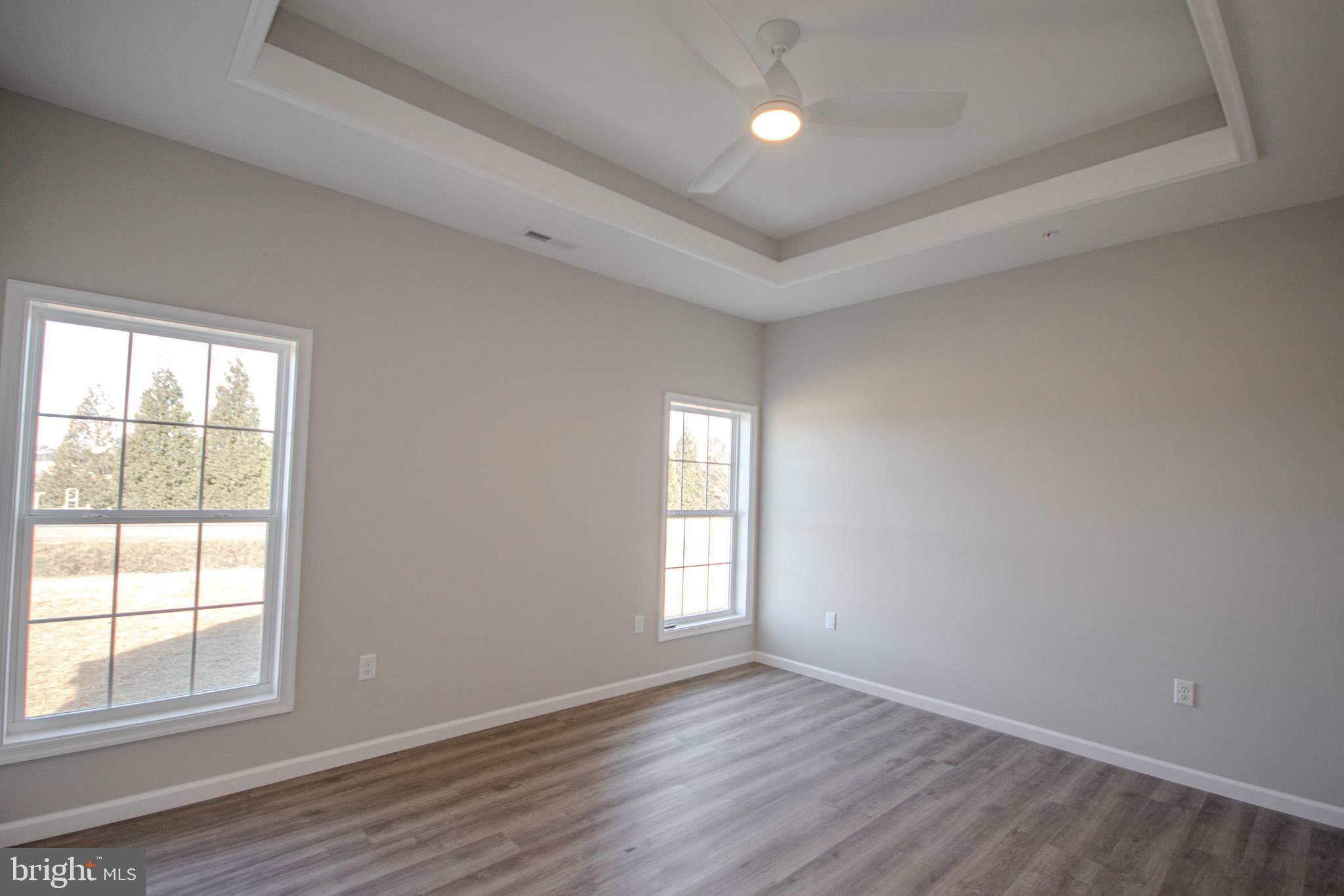 EAST FIELD - Residential