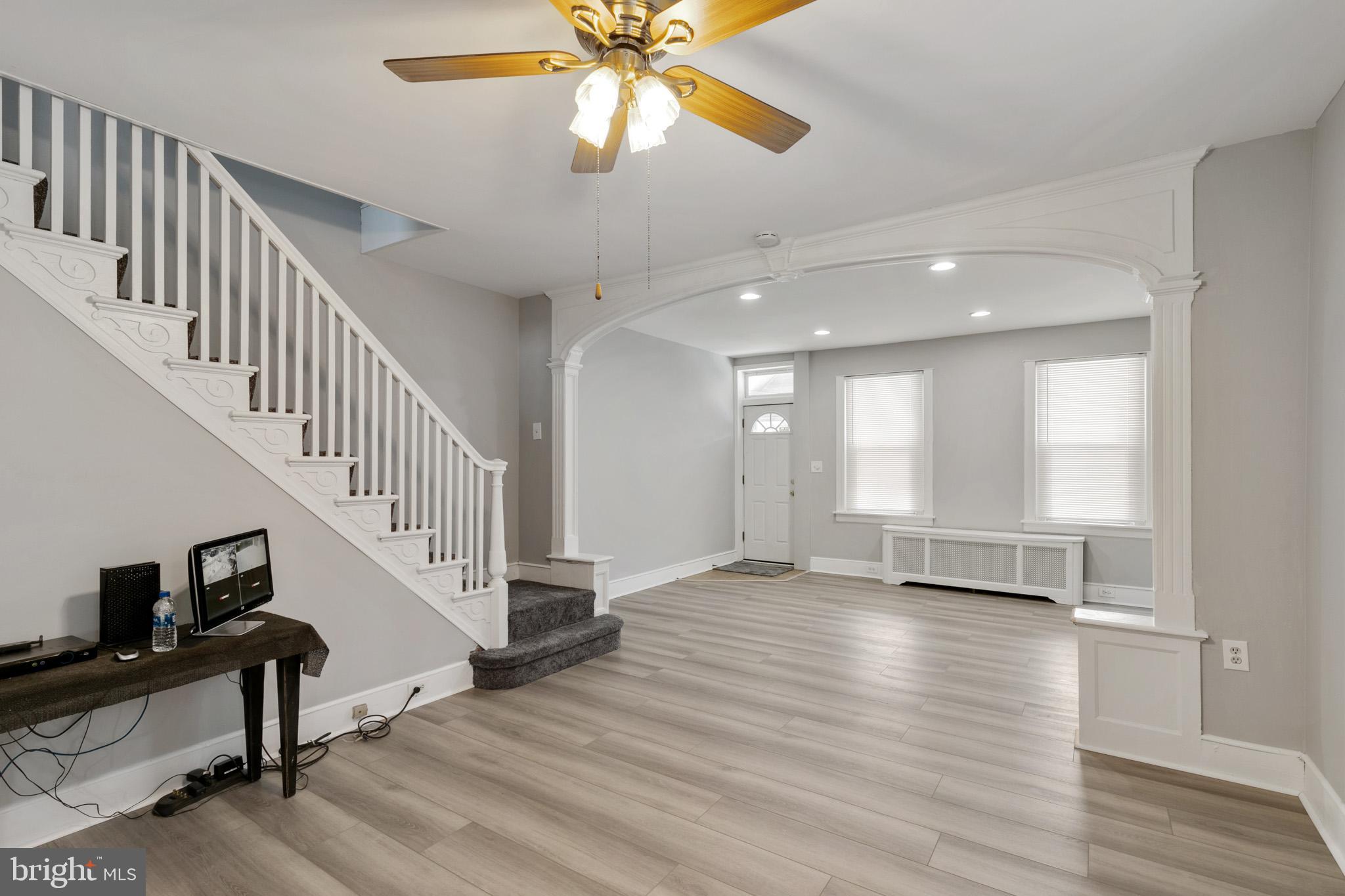 BRIDESBURG - Residential