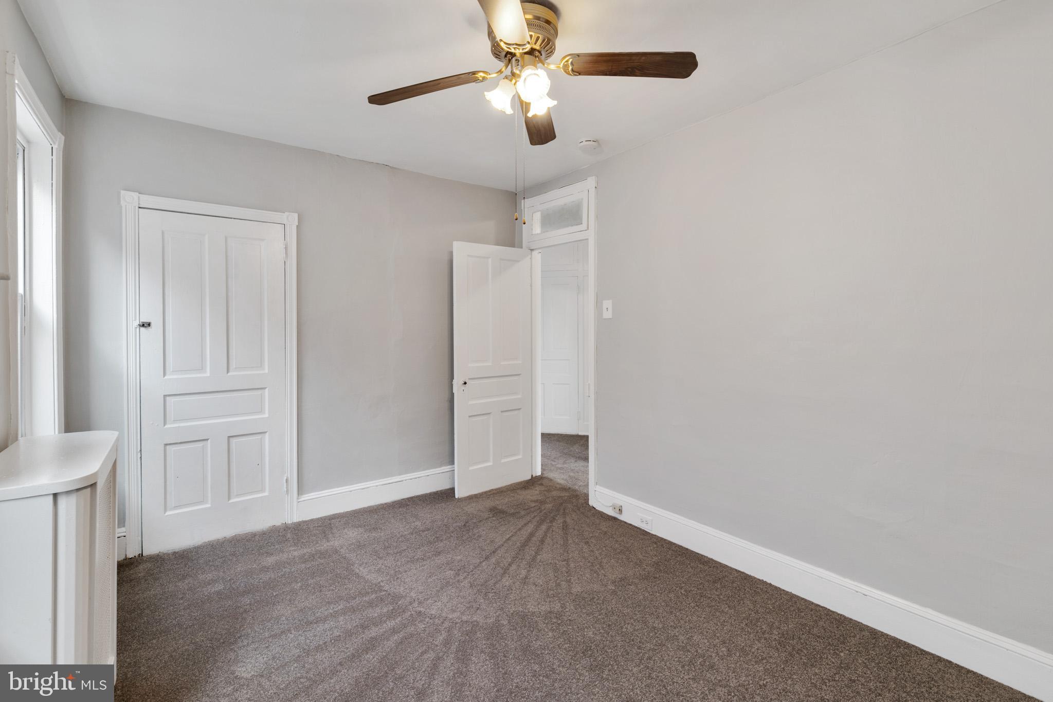 BRIDESBURG - Residential