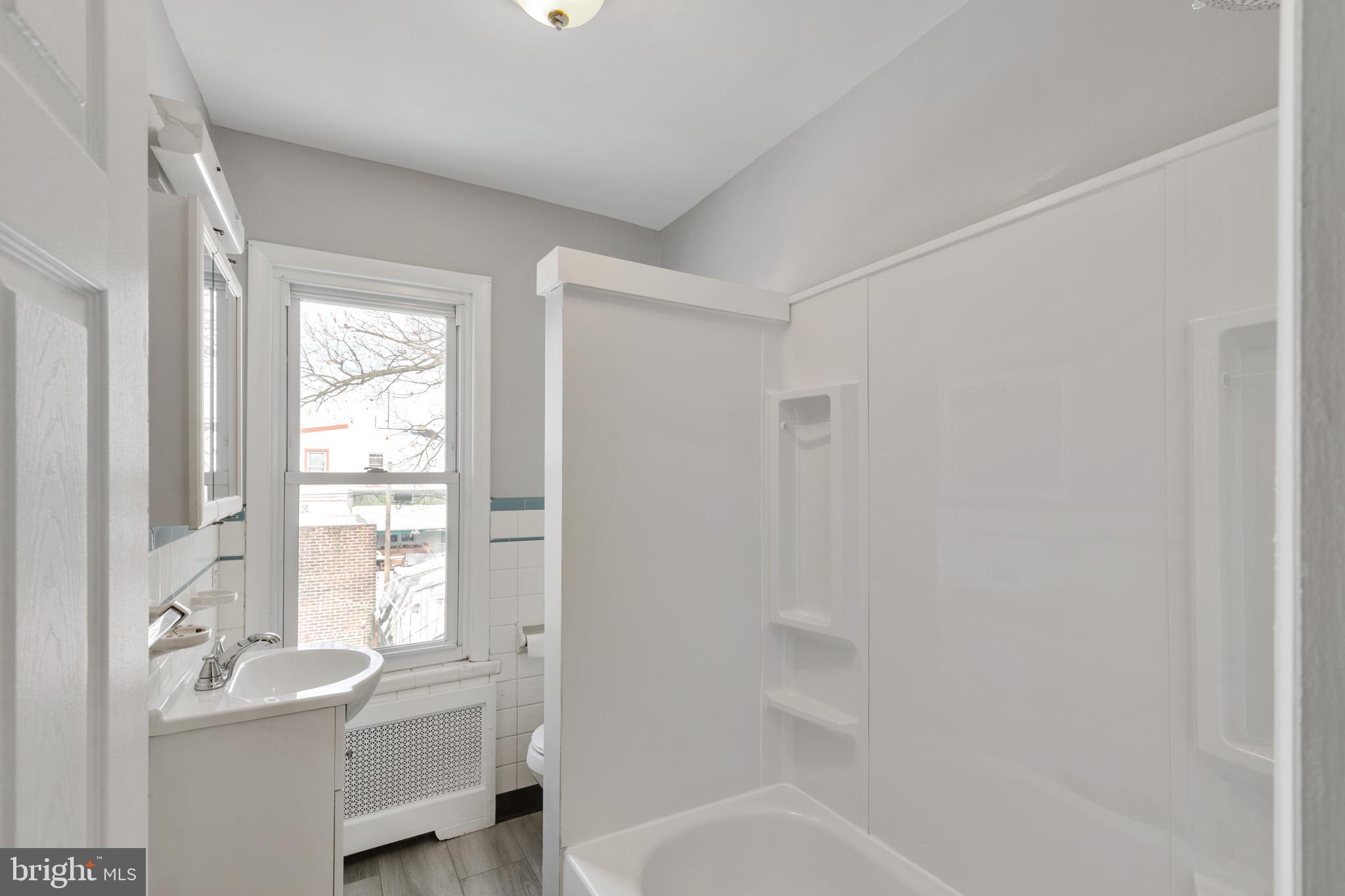 BRIDESBURG - Residential