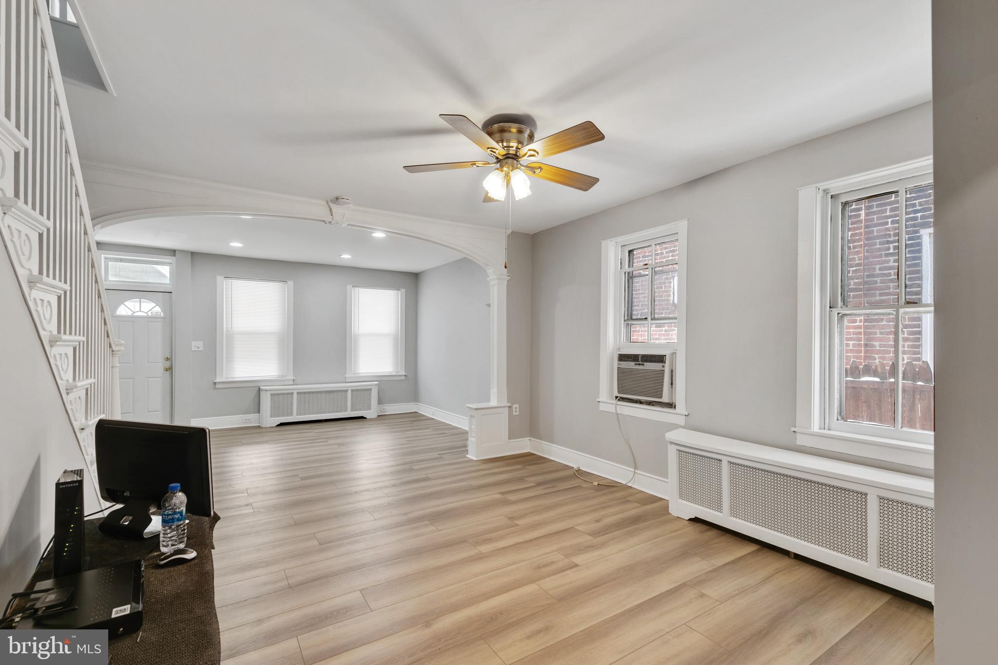 BRIDESBURG - Residential