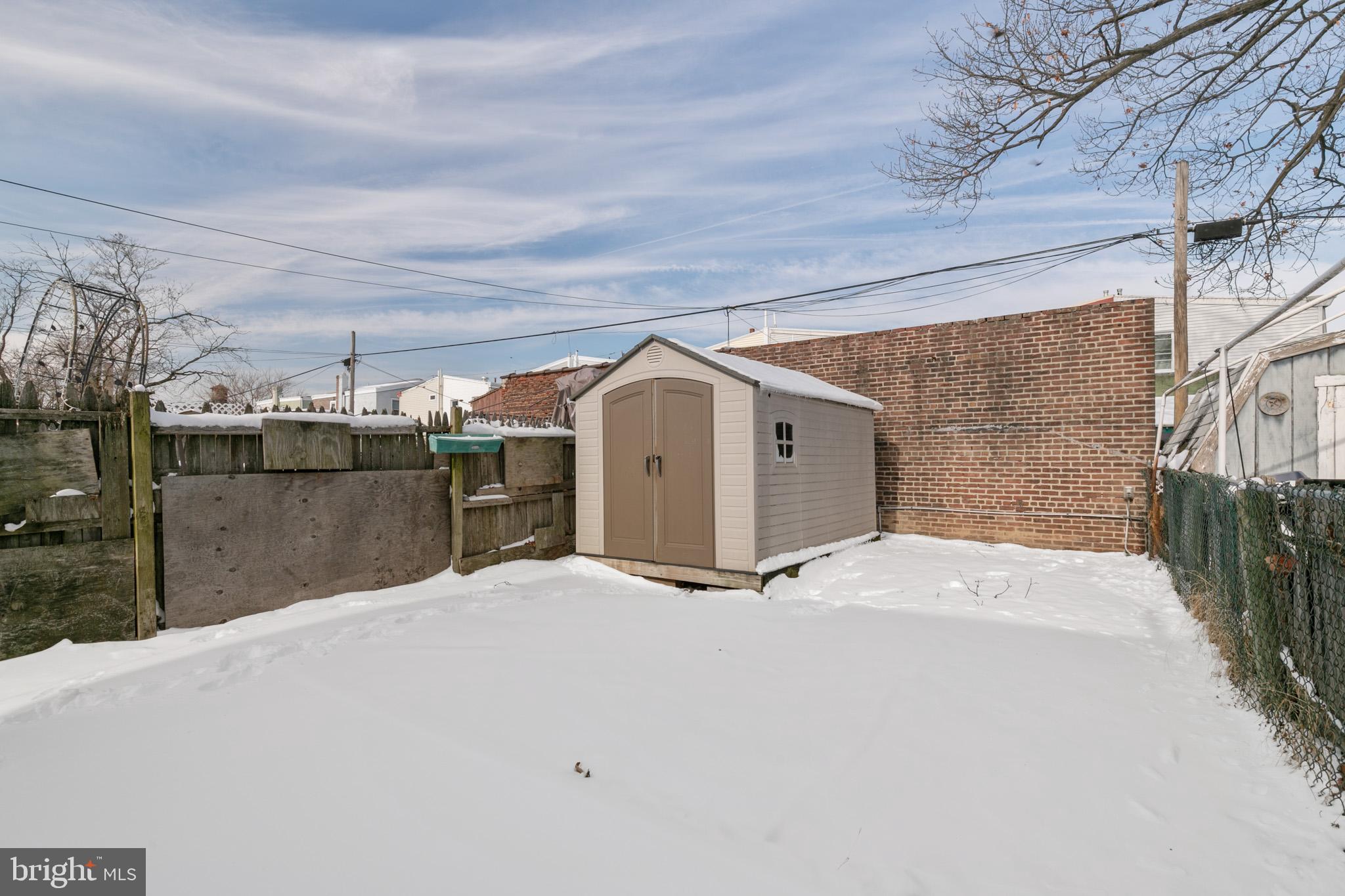 BRIDESBURG - Residential